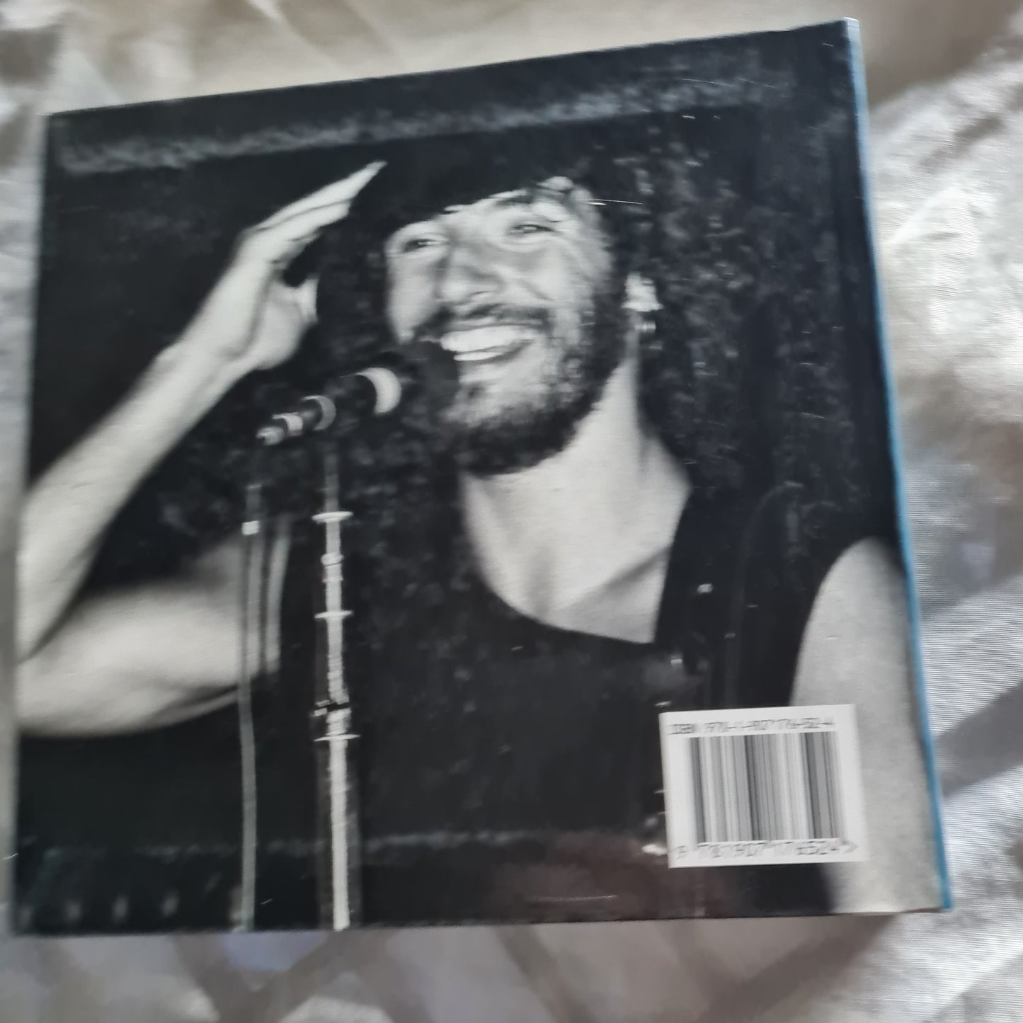 Bruce Springsteen- The Illustrated Biography - Paperback Book - Sound Hound Records