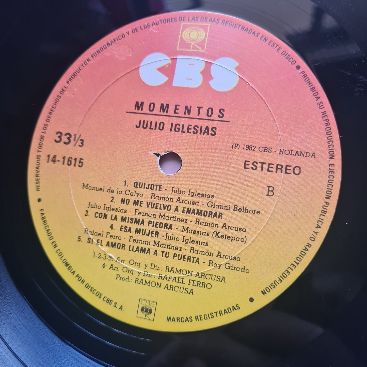 Julio Iglesias – Momentos - 1982 - Vinyl Record LP