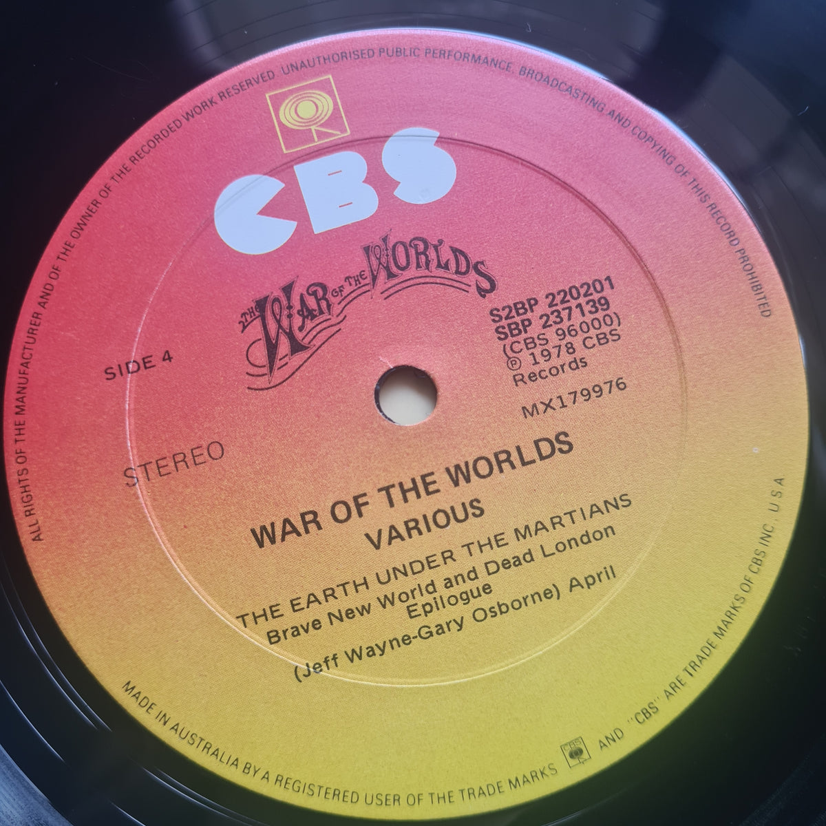 Jeff Wayne – Jeff Wayne's Musical Version Of The War Of The Worlds - 1978 (Gatefold) - Vinyl Record 2LP with booklet