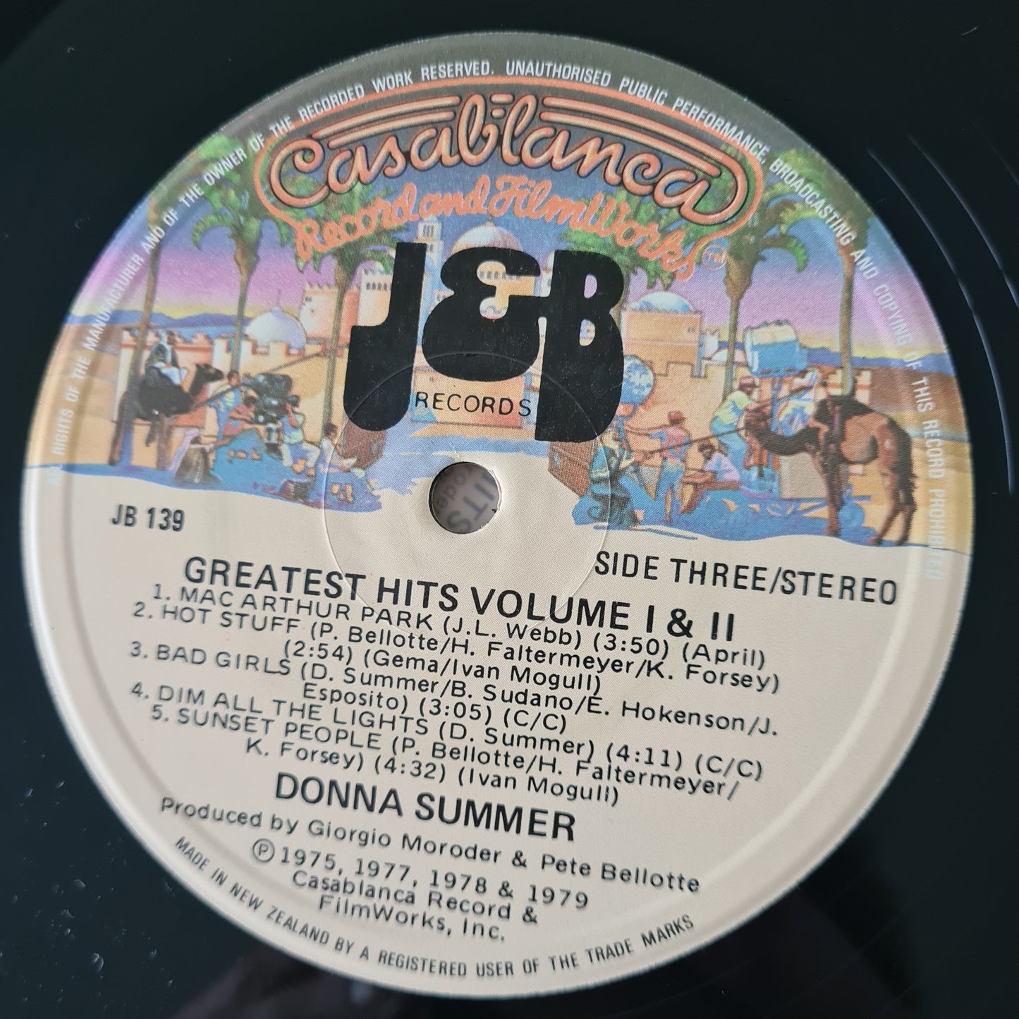 Donna Summer – Greatest Hits: Volume I & II (New Zealand Press) - 1979 - Vinyl Record 2LP