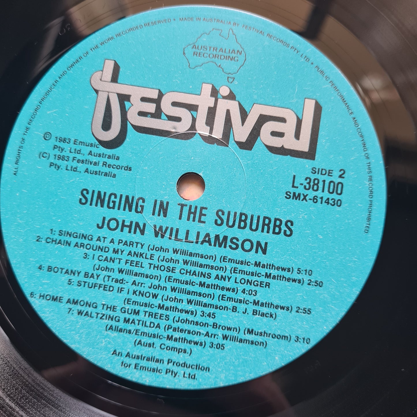 John Williamson - Singing In The Suburbs - 1983 - Vinyl Record LP (near mint)