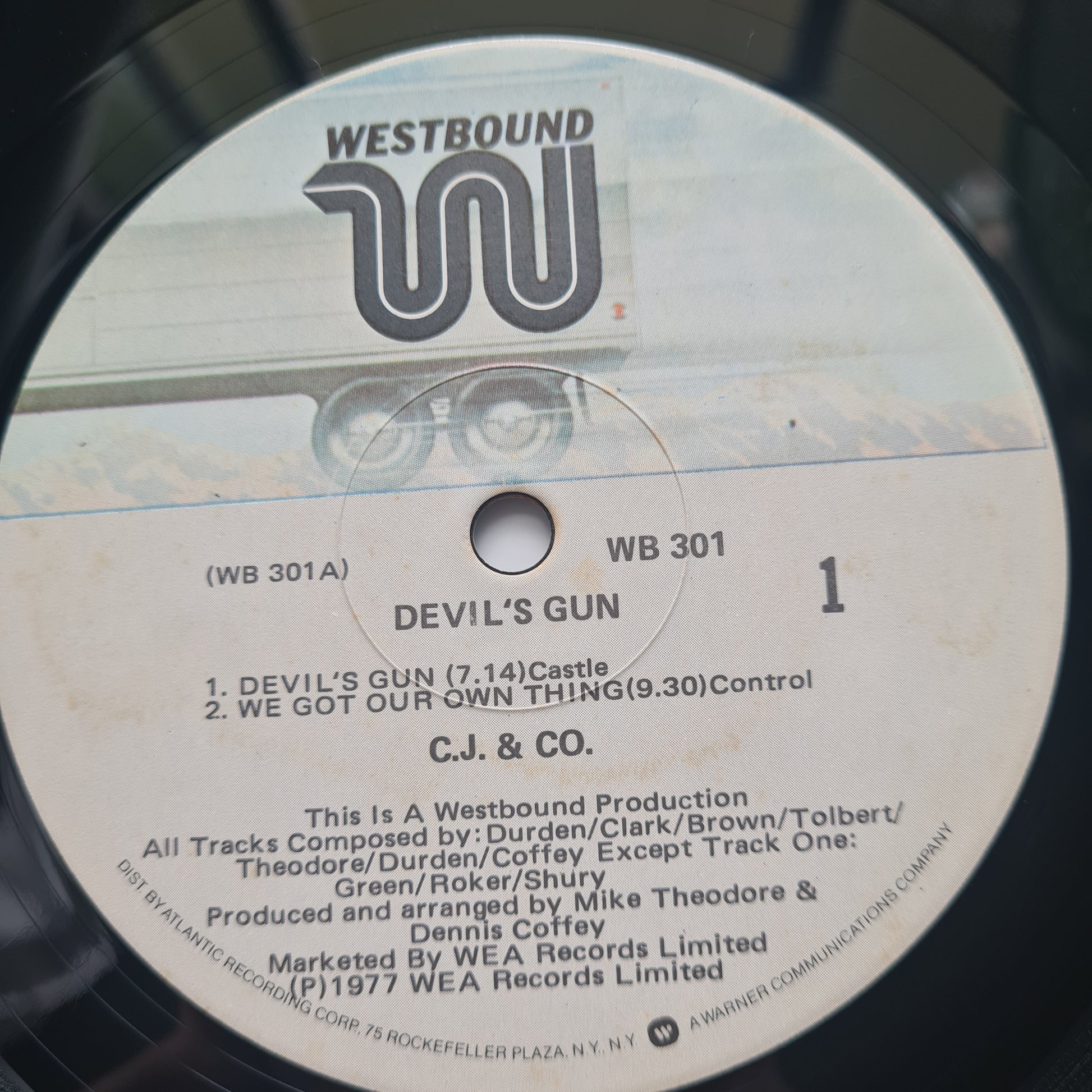 C.J. & Co - Devil's Gun – 1977 - Vinyl Record LP - Sound Hound Records