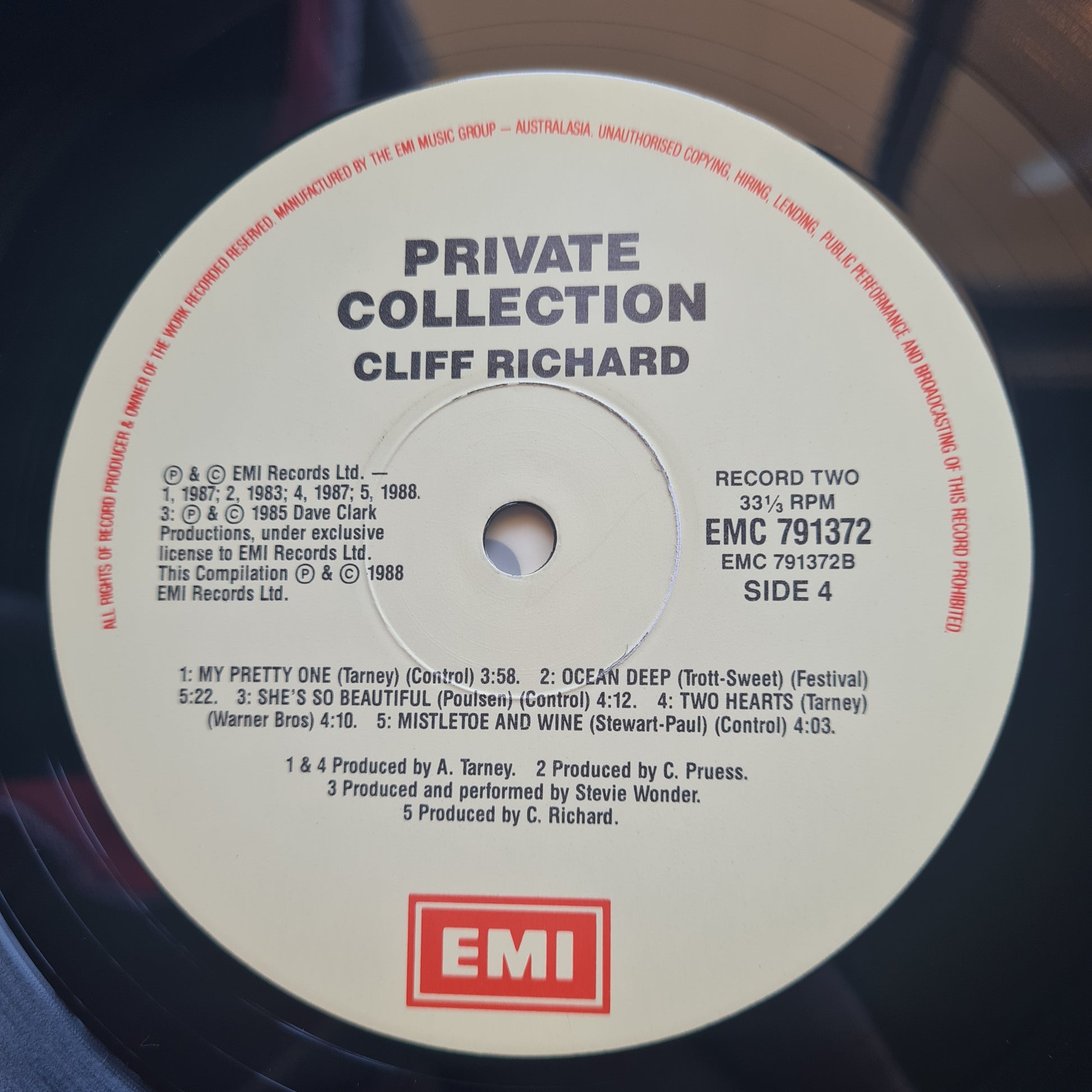 Cliff Richard – Private Collection (1979 - 1988) - Vinyl Record 2LP (near mint) - Sound Hound Records