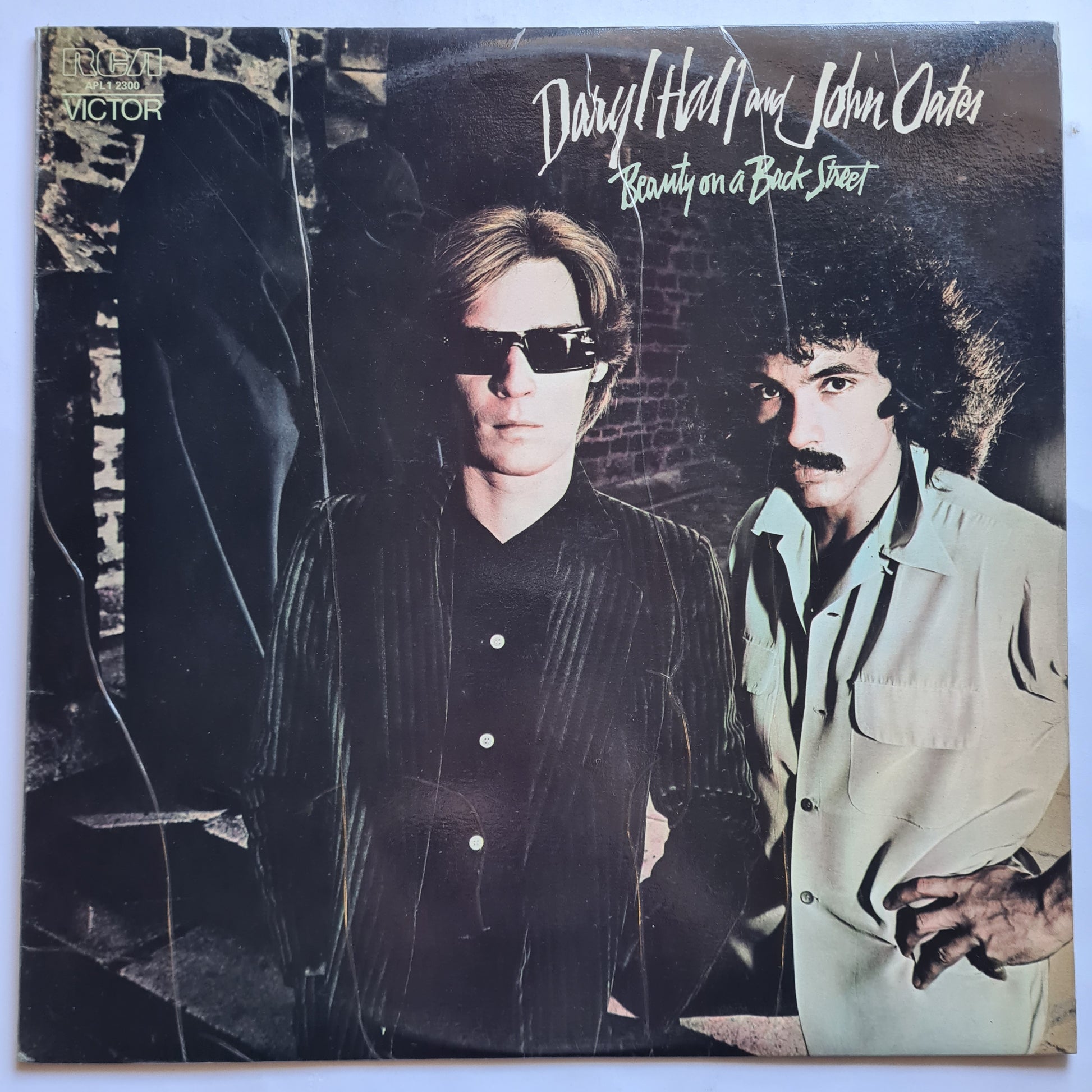 Daryl Hall & John Oates – Beauty On A Back Street - 1977 - Vinyl Record LP (near mint) - Sound Hound Records