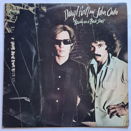 Daryl Hall & John Oates – Beauty On A Back Street - 1977 - Vinyl Record LP (near mint) - Sound Hound Records