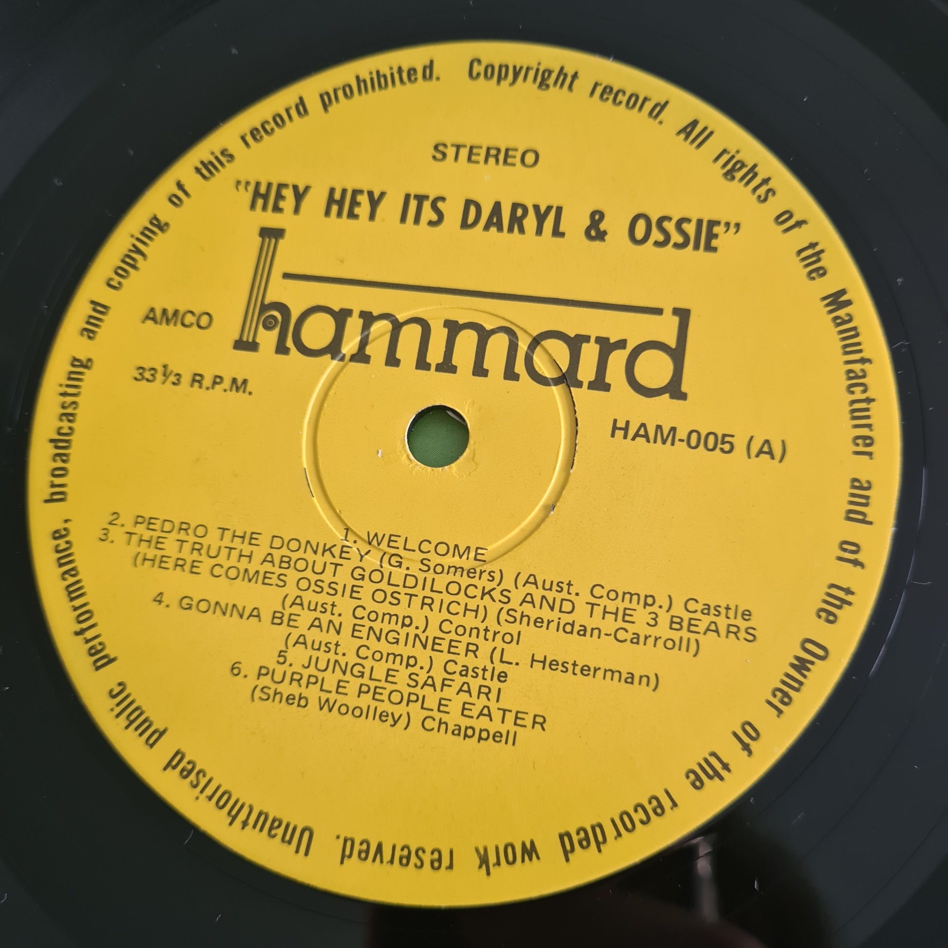 Daryl & Ossie – Hey! Hey! It's Daryl & Ossie (Saturday)- 1975 - Vinyl Record LP - Sound Hound Records