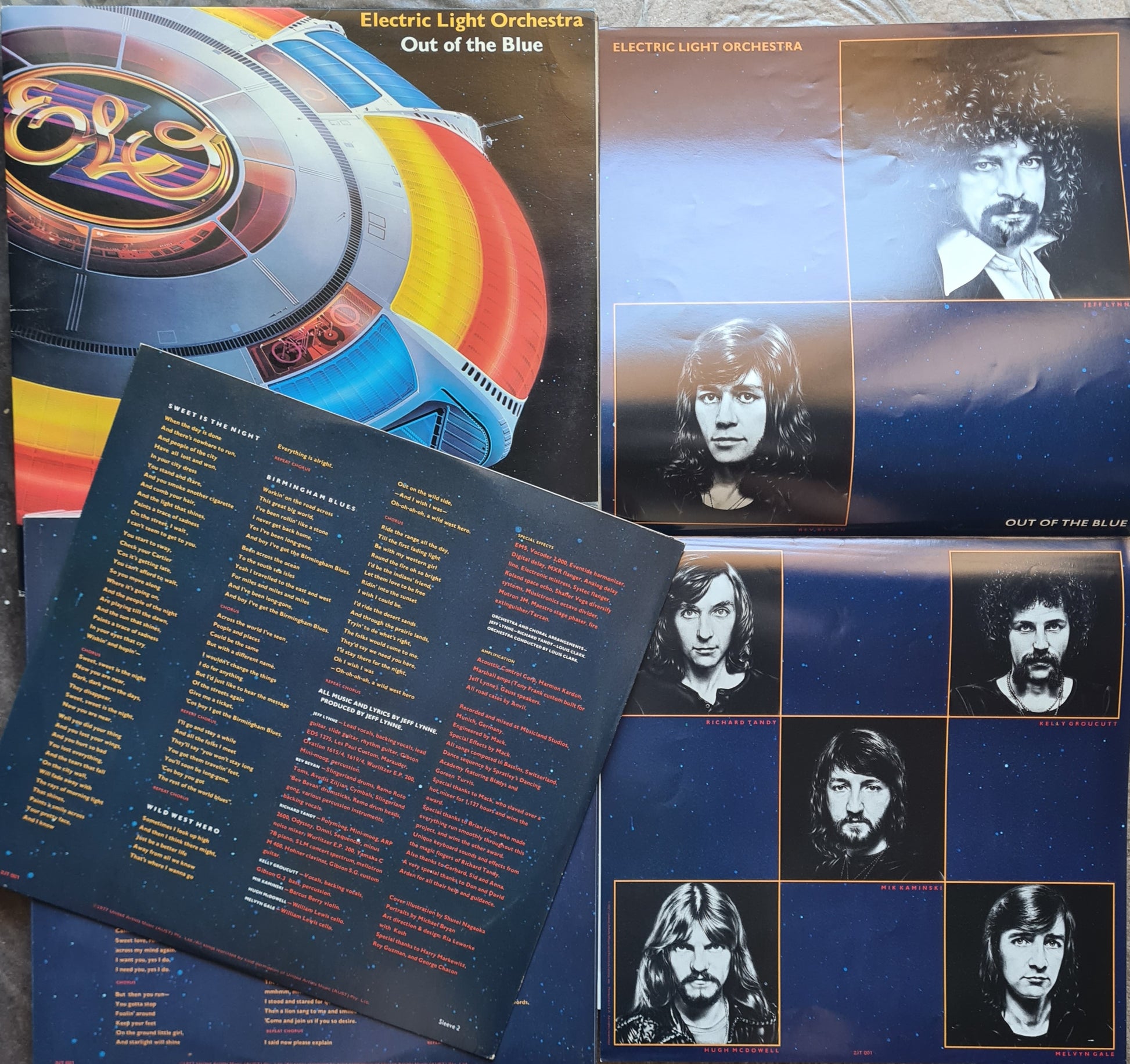 ELO – Out Of The Blue - 1977 (Gatefold) with poster) - Vinyl Record 2LP - Sound Hound Records