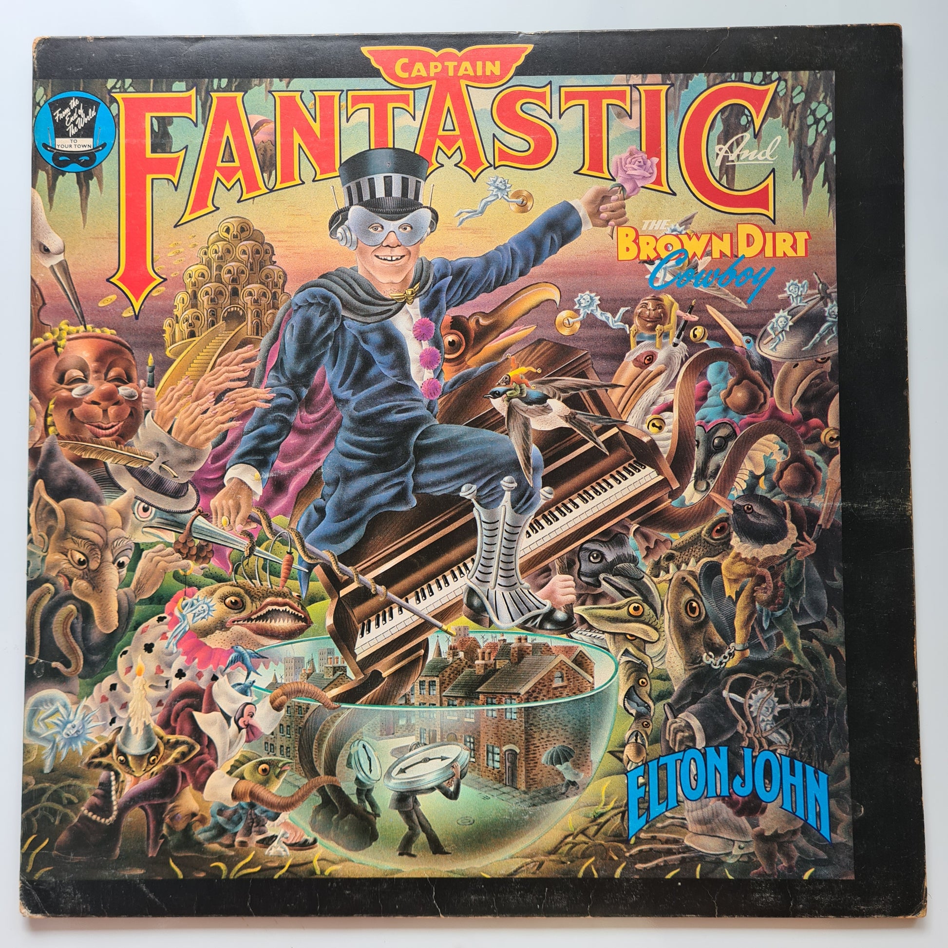 Elton John – Captain Fantastic & The Brown Dirt Cowboy - 1975 (First UK Pressing) - Vinyl Record LP  (with booklets) - Sound Hound Records