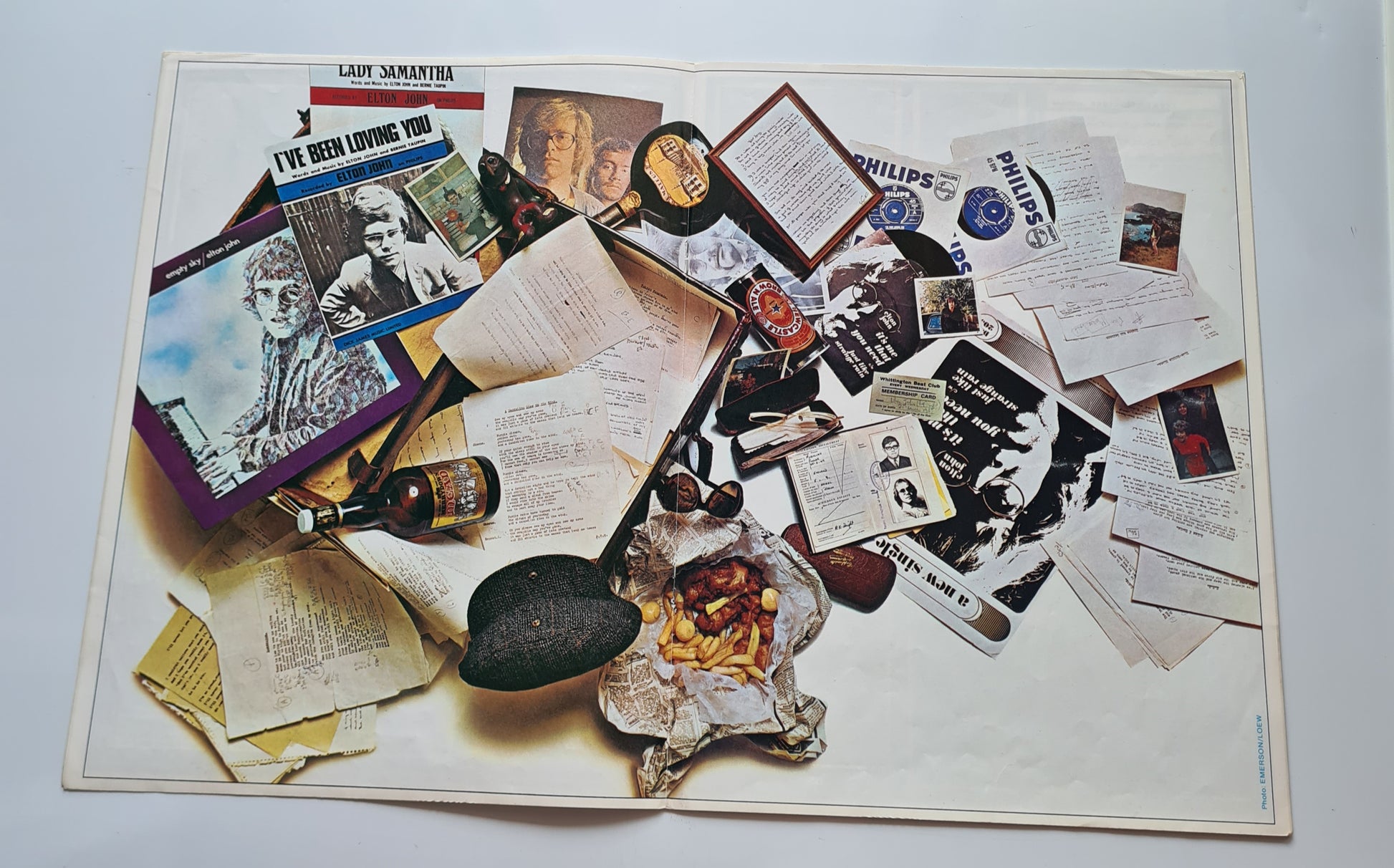Elton John – Captain Fantastic & The Brown Dirt Cowboy - 1975 (First UK Pressing) - Vinyl Record LP  (with booklets) - Sound Hound Records