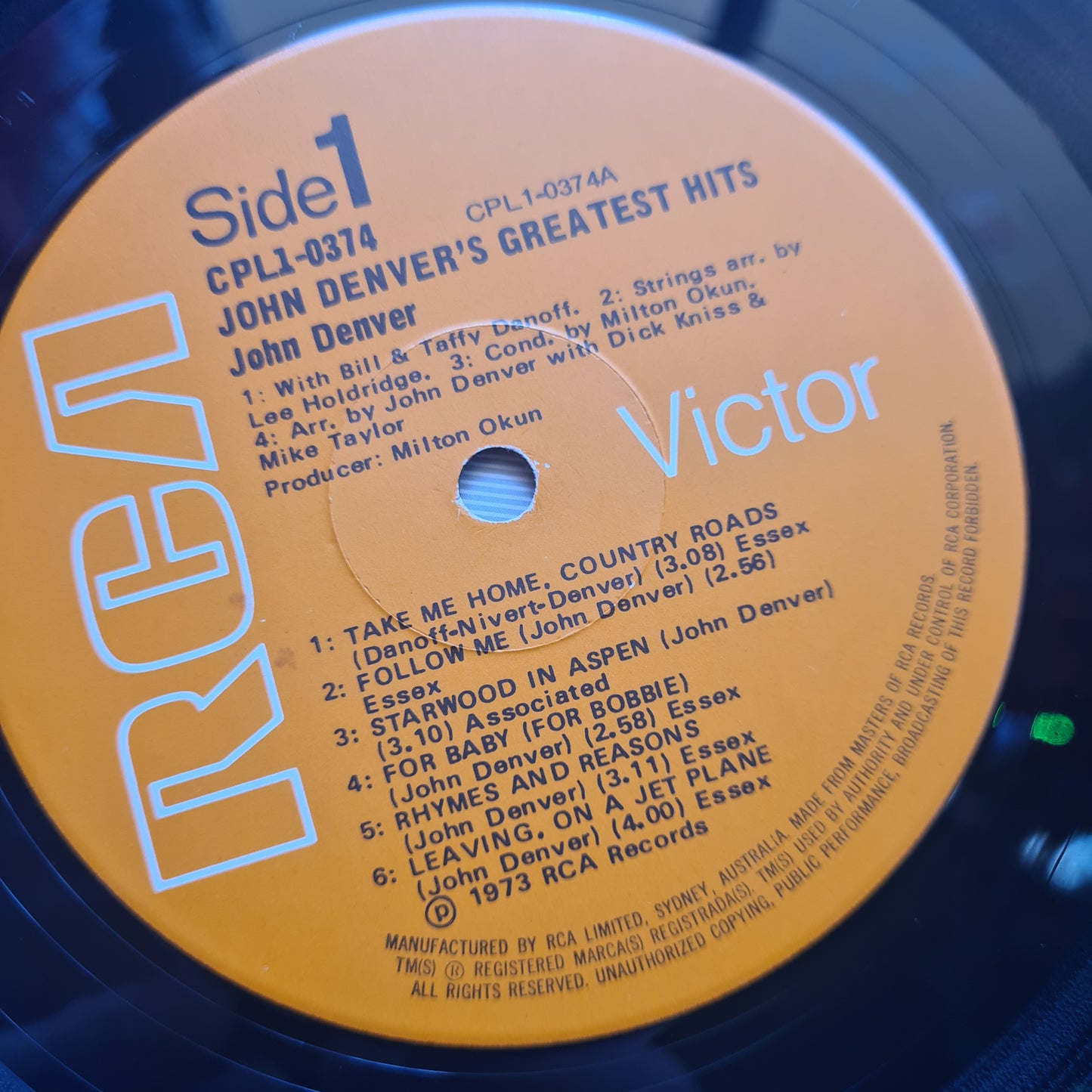 John Denver – John Denver's Greatest Hits - 1973 - Vinyl Record LP - Sound Hound Records