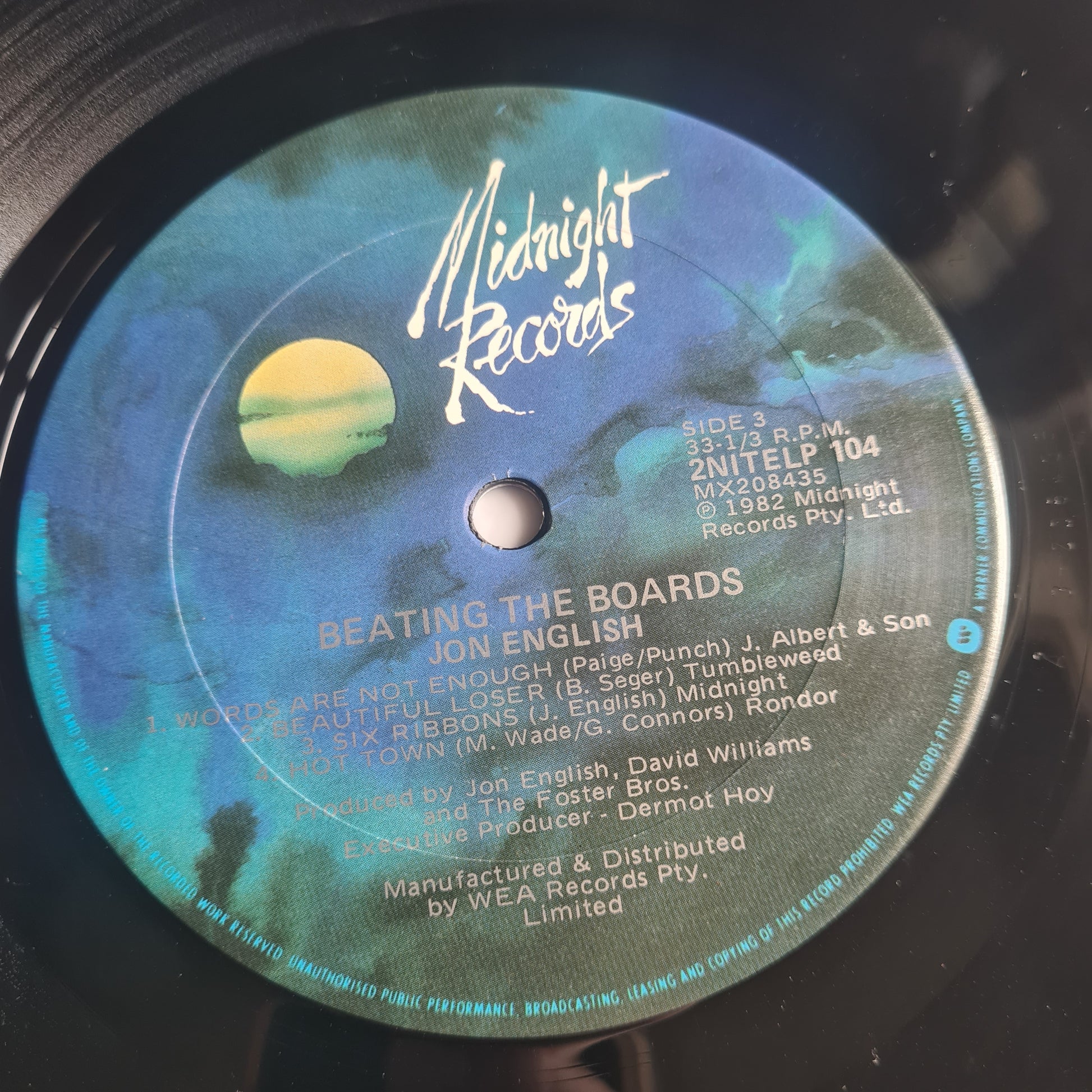 Jon English – Beating The Boards (Live) - 1983 (2 LP Gatefold) - Vinyl Record (EX) - Sound Hound Records