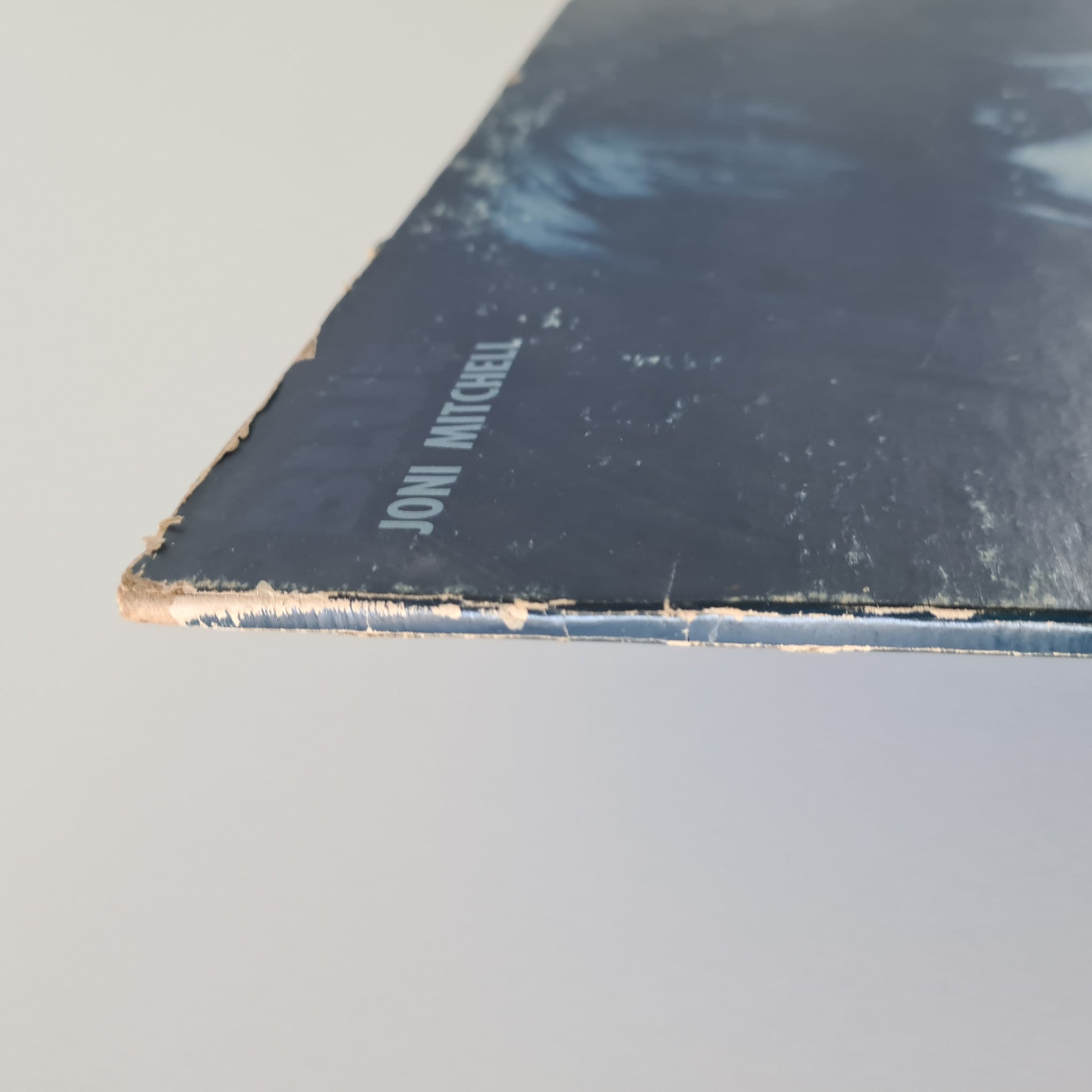 Joni Mitchell – Blue - 1971 (Original USA Pressing) - Vinyl Record LP (Gatefold Cover) - Sound Hound Records