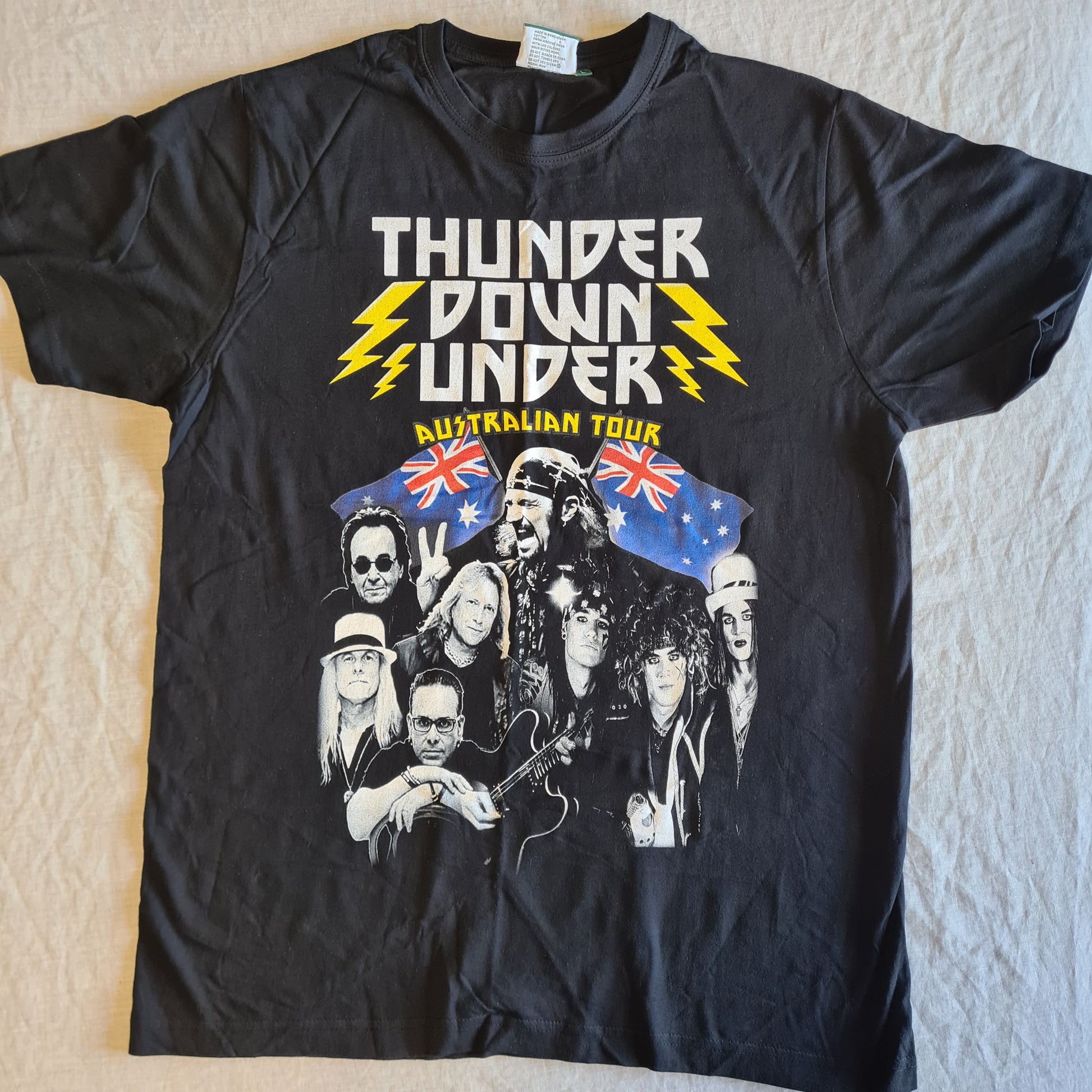 KISS Konvention: Thunder Down Under - Australia 2017: Bruce Kulick, Sisters Doll, etc | Size Large T-Shirt - Sound Hound Records