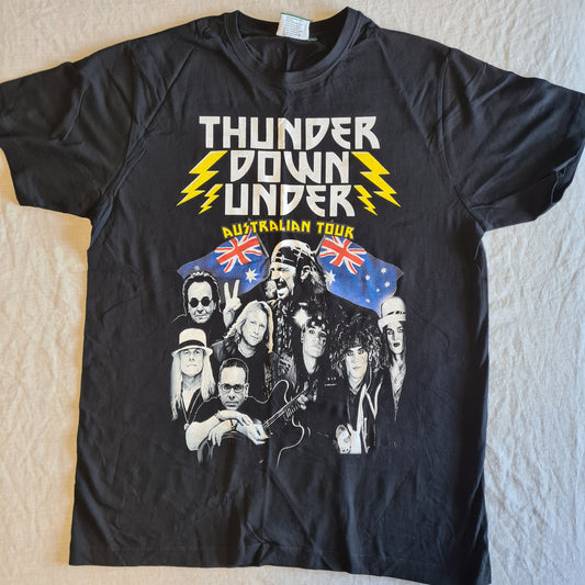KISS Konvention: Thunder Down Under - Australia 2017: Bruce Kulick, Sisters Doll, etc | Size Large T-Shirt - Sound Hound Records