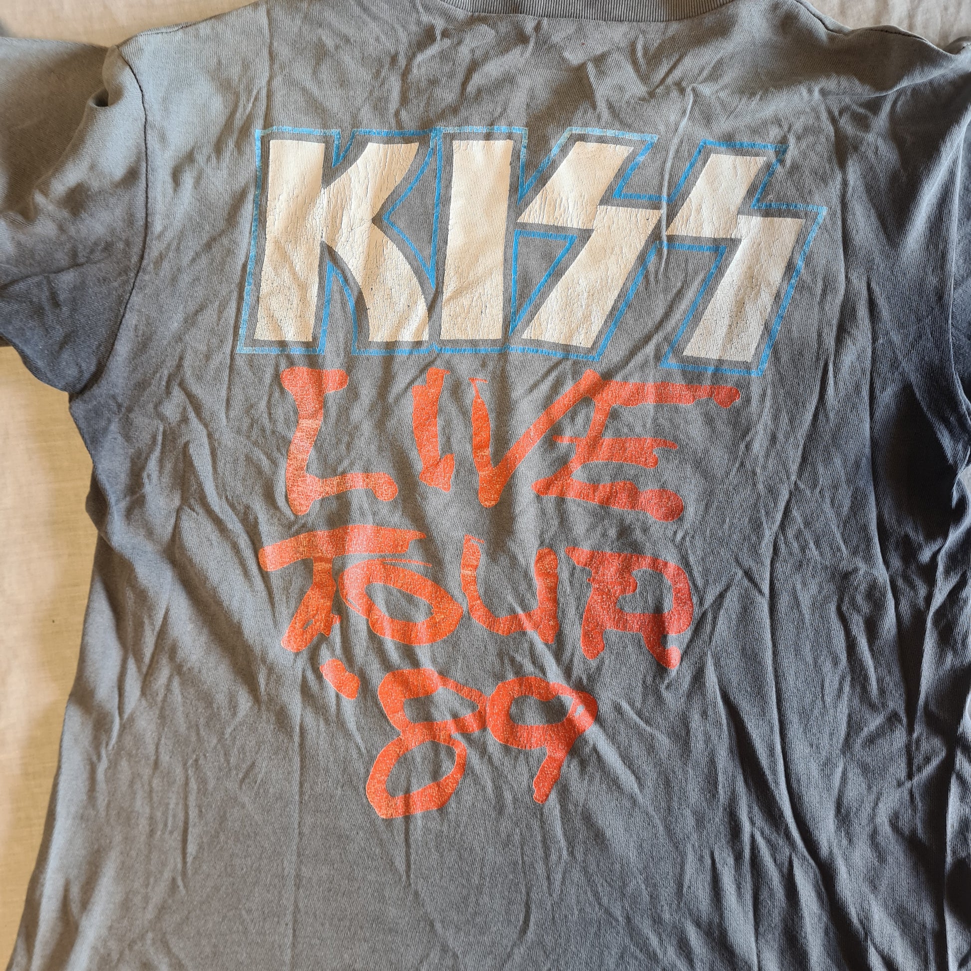 KISS | Smashes Thrashes & Hits: Live Tour '89 | Size Medium T-Shirt *VINTAGE* - Sound Hound Records