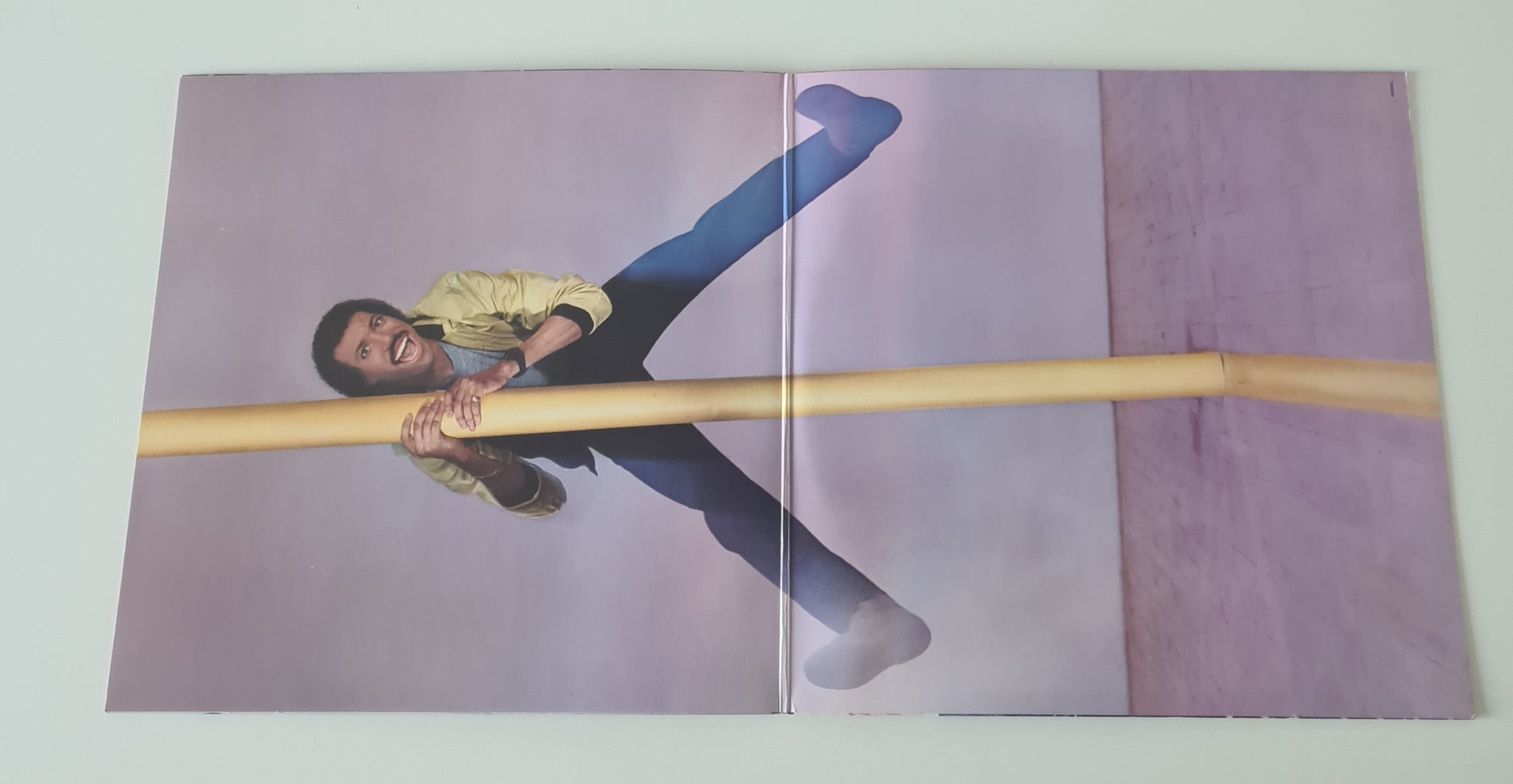 Lionel Richie – Can't Slow Down - 1983 (Gatefold) - Vinyl Record LP - Sound Hound Records