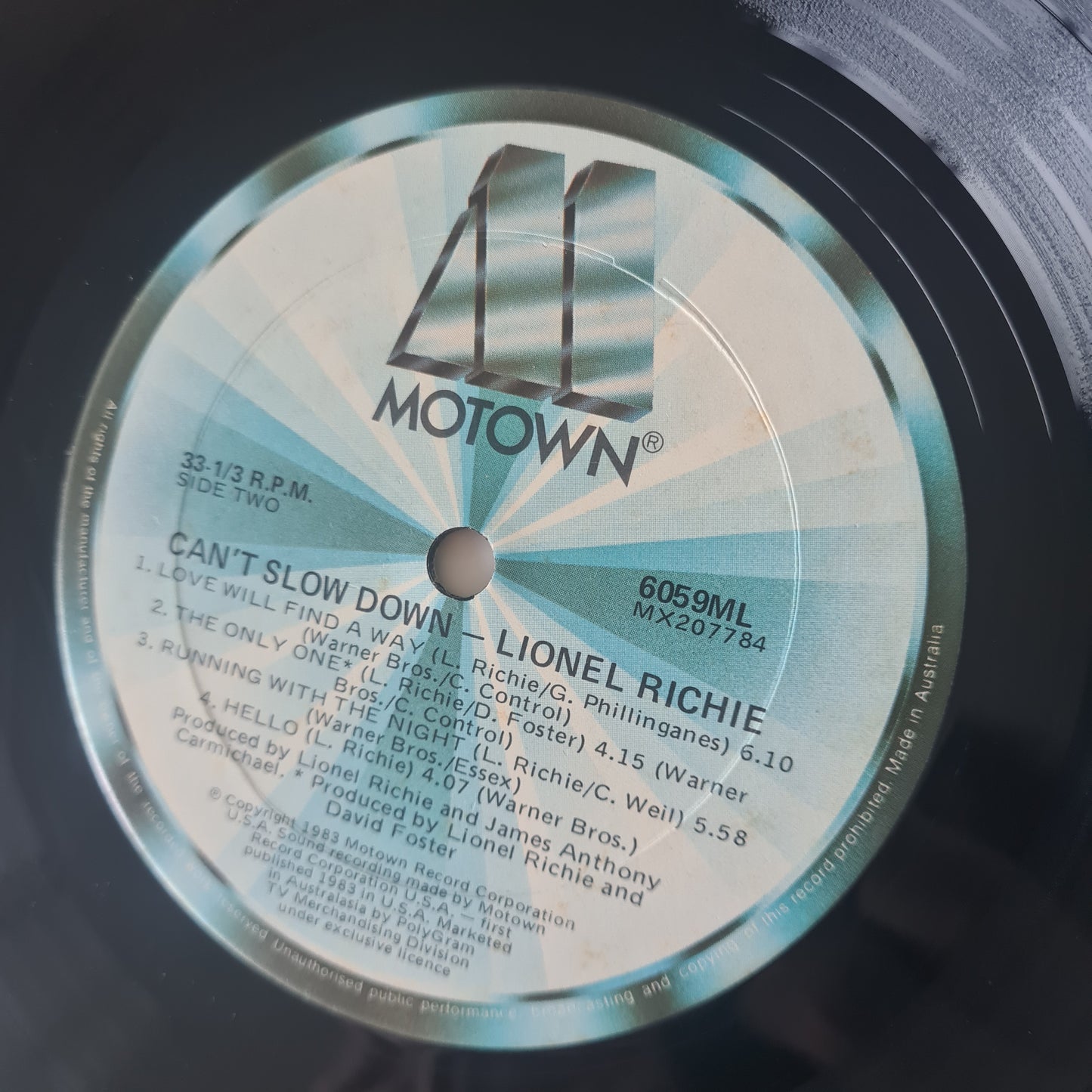 Lionel Richie – Can't Slow Down - 1983 (Gatefold) - Vinyl Record LP - Sound Hound Records