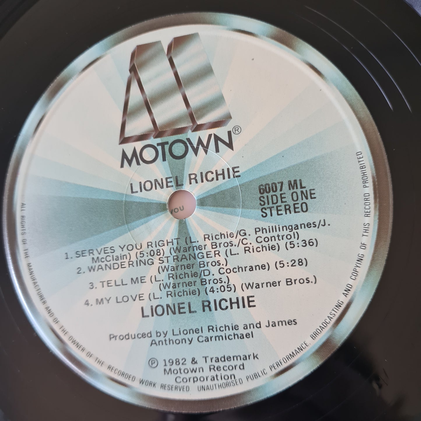 Lionel Richie – Lionel Richie - 1982 (Gatefold) - Vinyl Record LP - Sound Hound Records