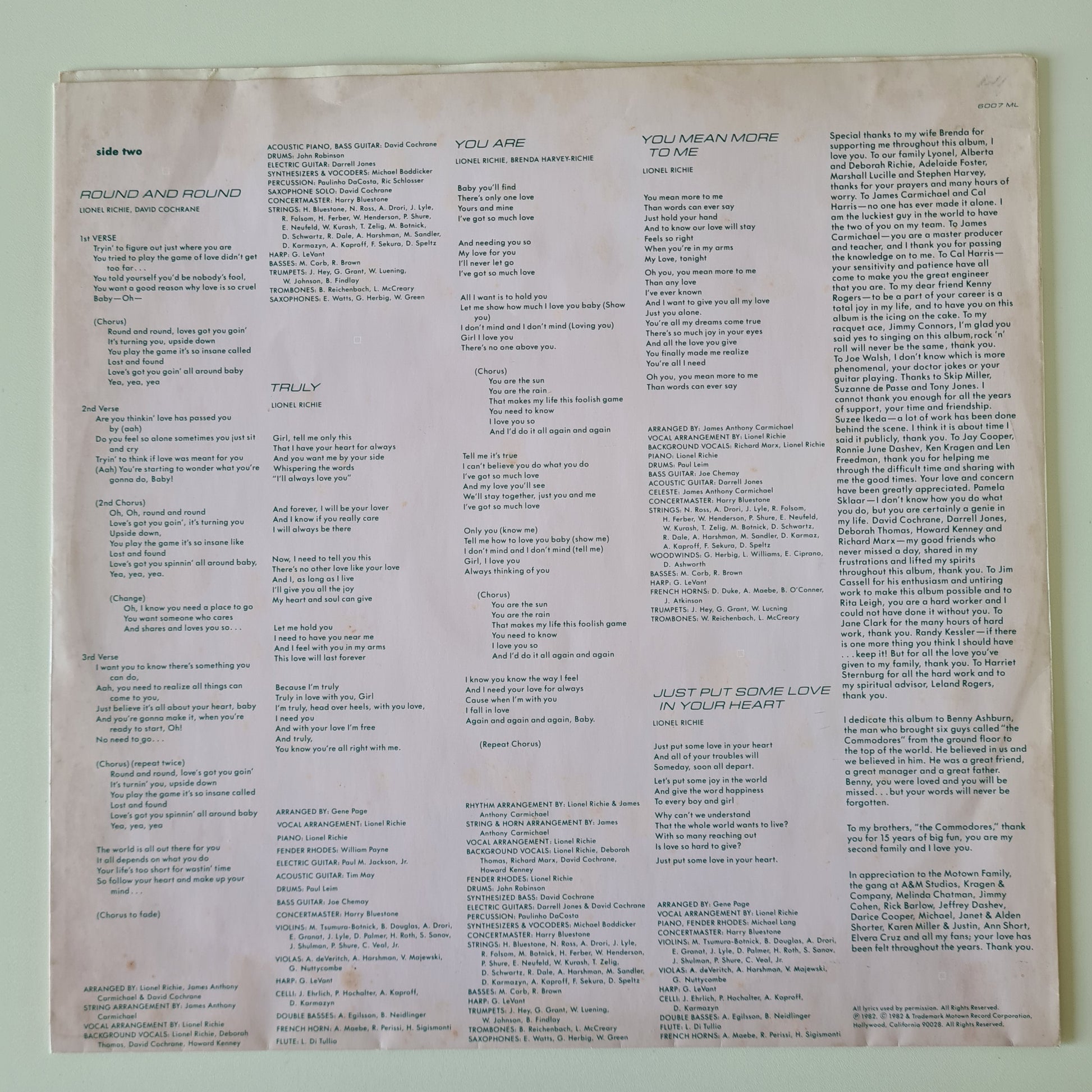Lionel Richie – Lionel Richie - 1982 (Gatefold) - Vinyl Record LP - Sound Hound Records
