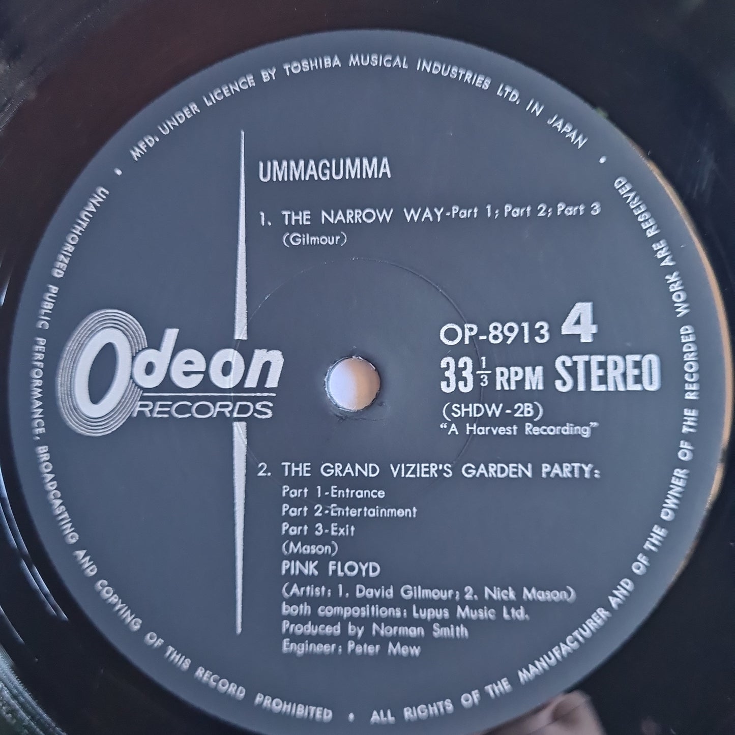 Pink Floyd – Ummagumma - 1970 (Gatefold Japanese Pressing) - Vinyl Record 2LP - Sound Hound Records