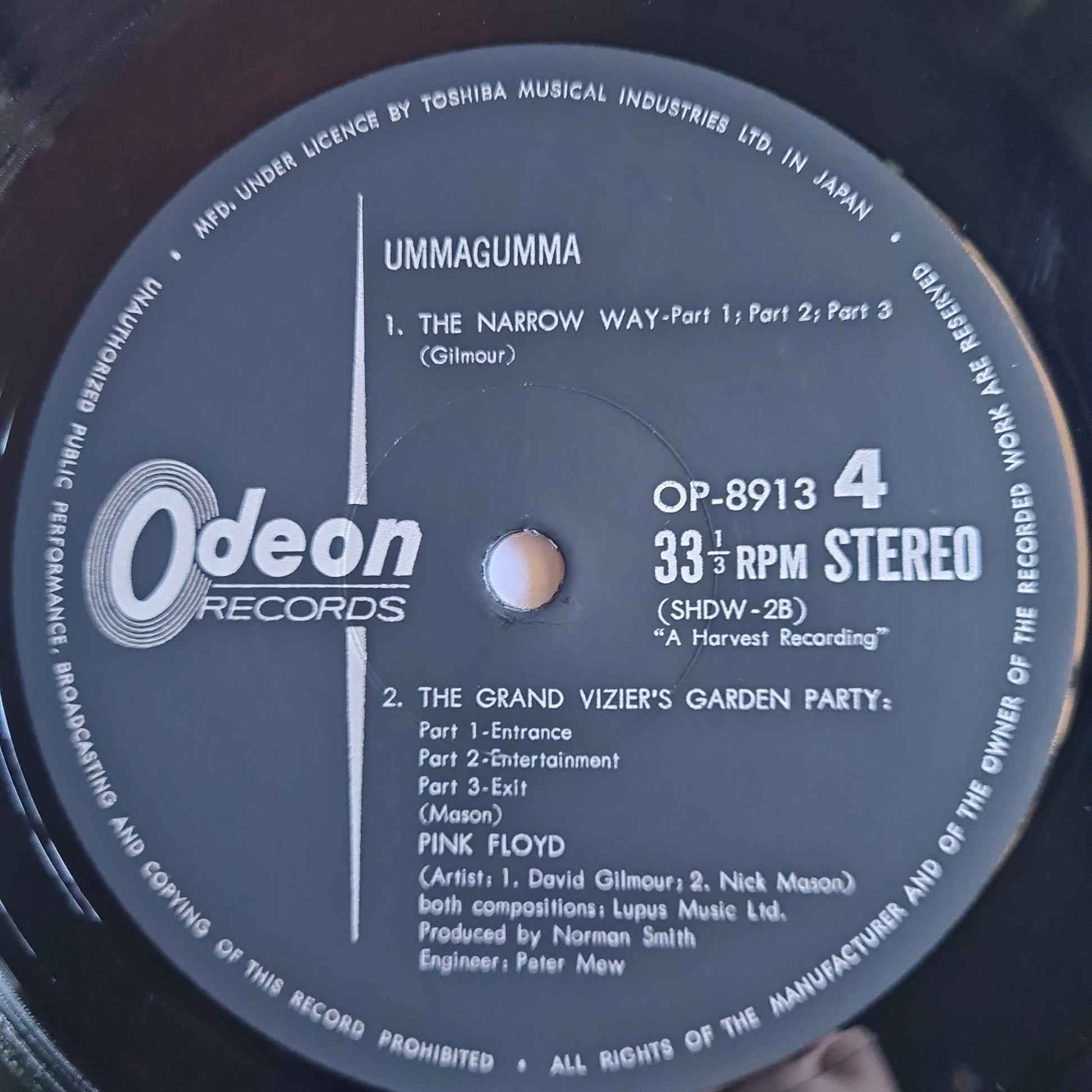 Pink Floyd – Ummagumma - 1970 (Gatefold Japanese Pressing) - Vinyl Record 2LP - Sound Hound Records