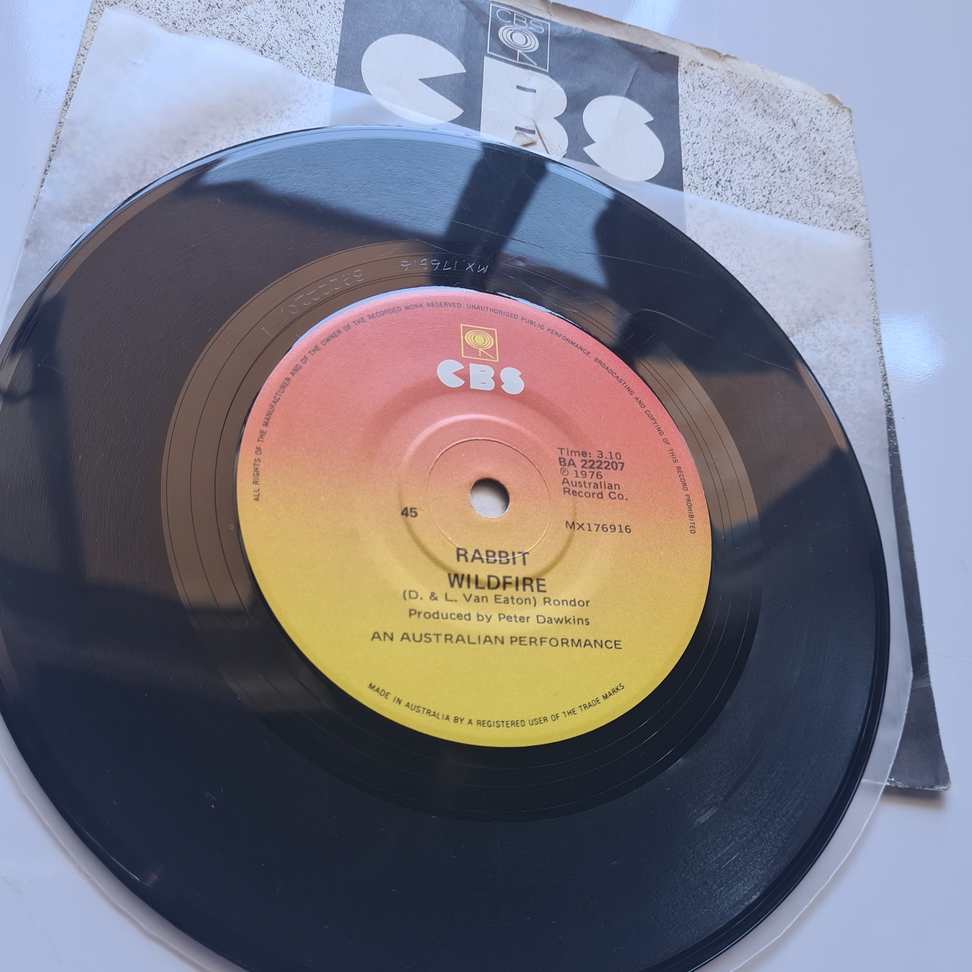 Rabbit – Wildfire/ Bad Girls - 1976 - Vinyl Record 7" Single 45 - Sound Hound Records