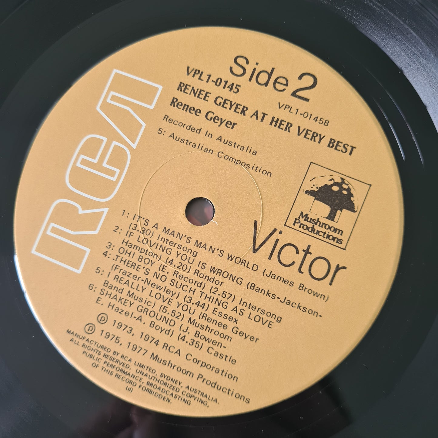 Renee Geyer – At Her Very Best (Greatest Hits) - 1977 - Vinyl Record LP - Sound Hound Records