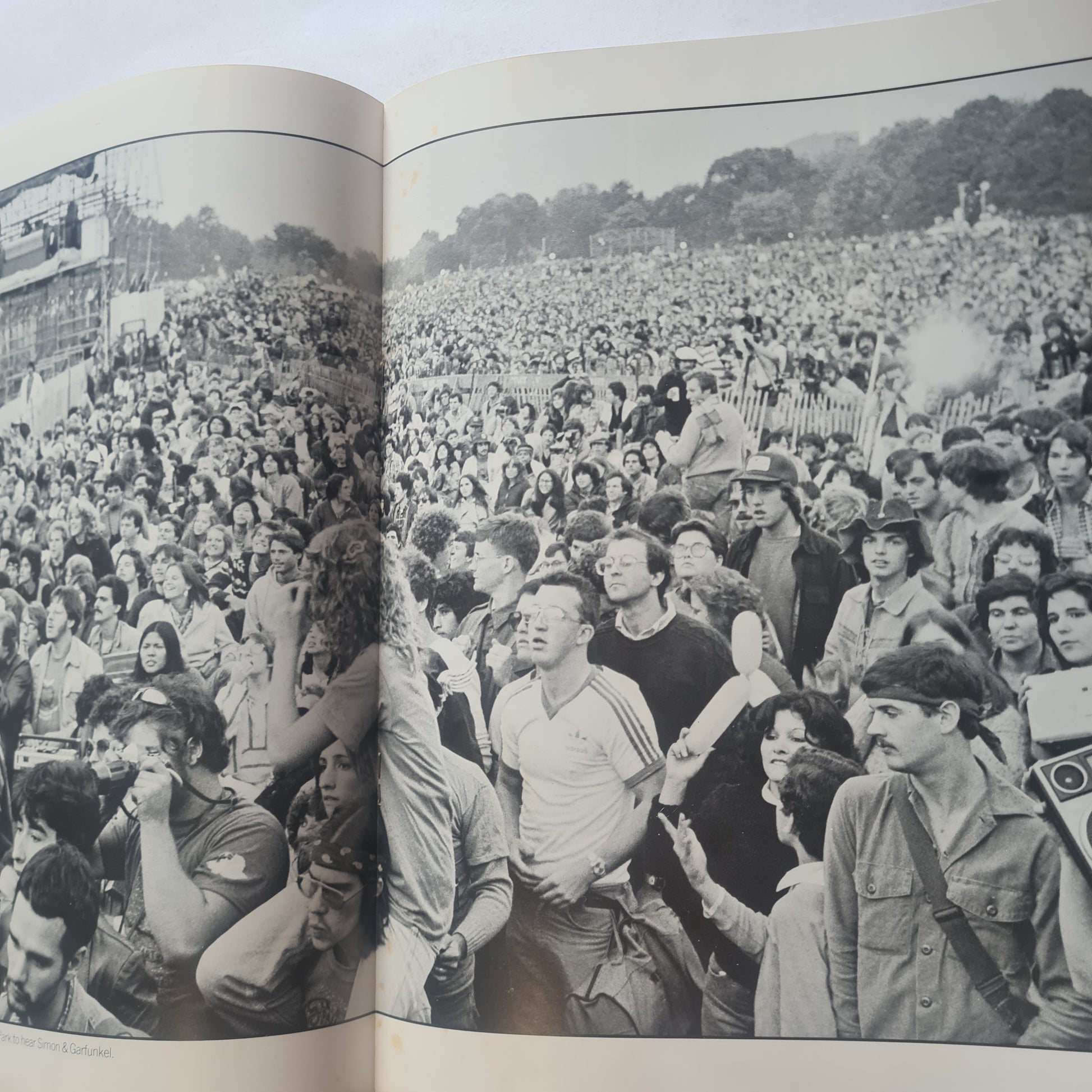 Simon & Garfunkel – The Concert In Central Park - 1982 (Gatefold 2LP) - Vinyl Record - Sound Hound Records