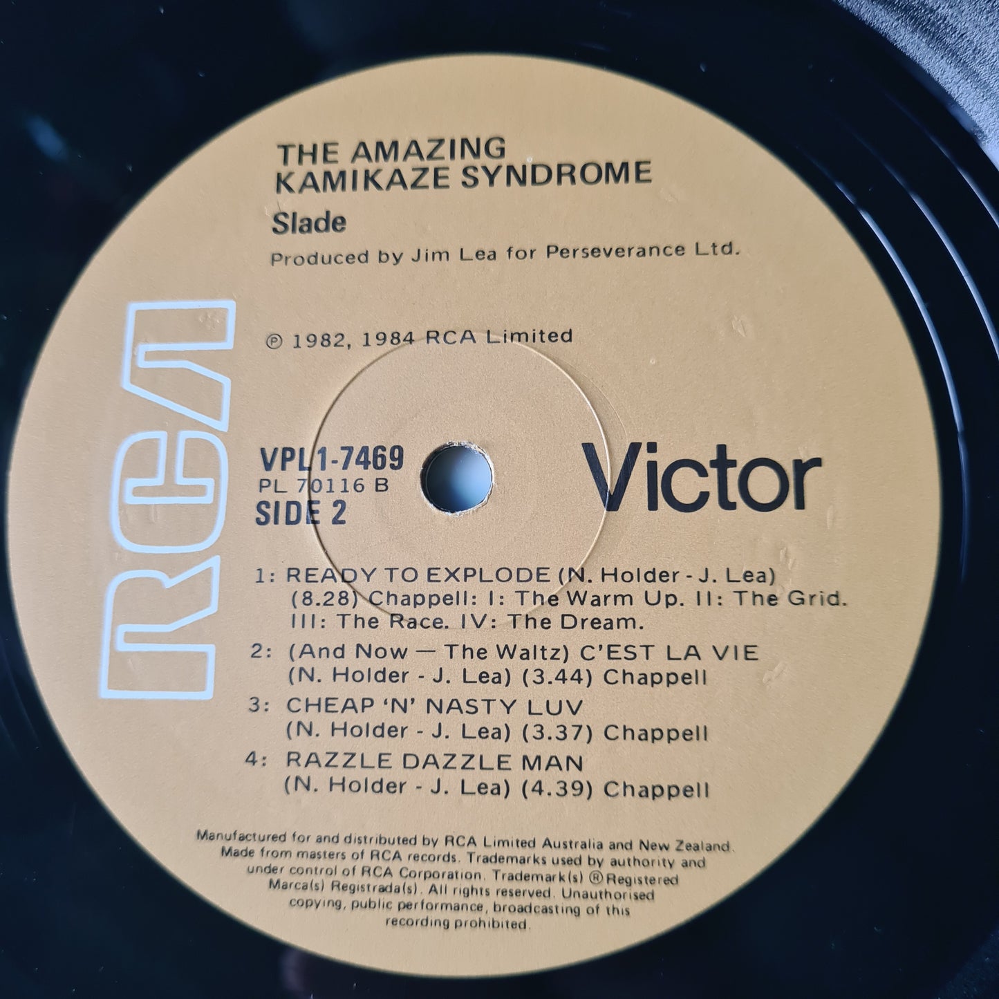 Slade – The Amazing Kamikaze Syndrome - 1984 - Vinyl Record LP (near mint) - Sound Hound Records