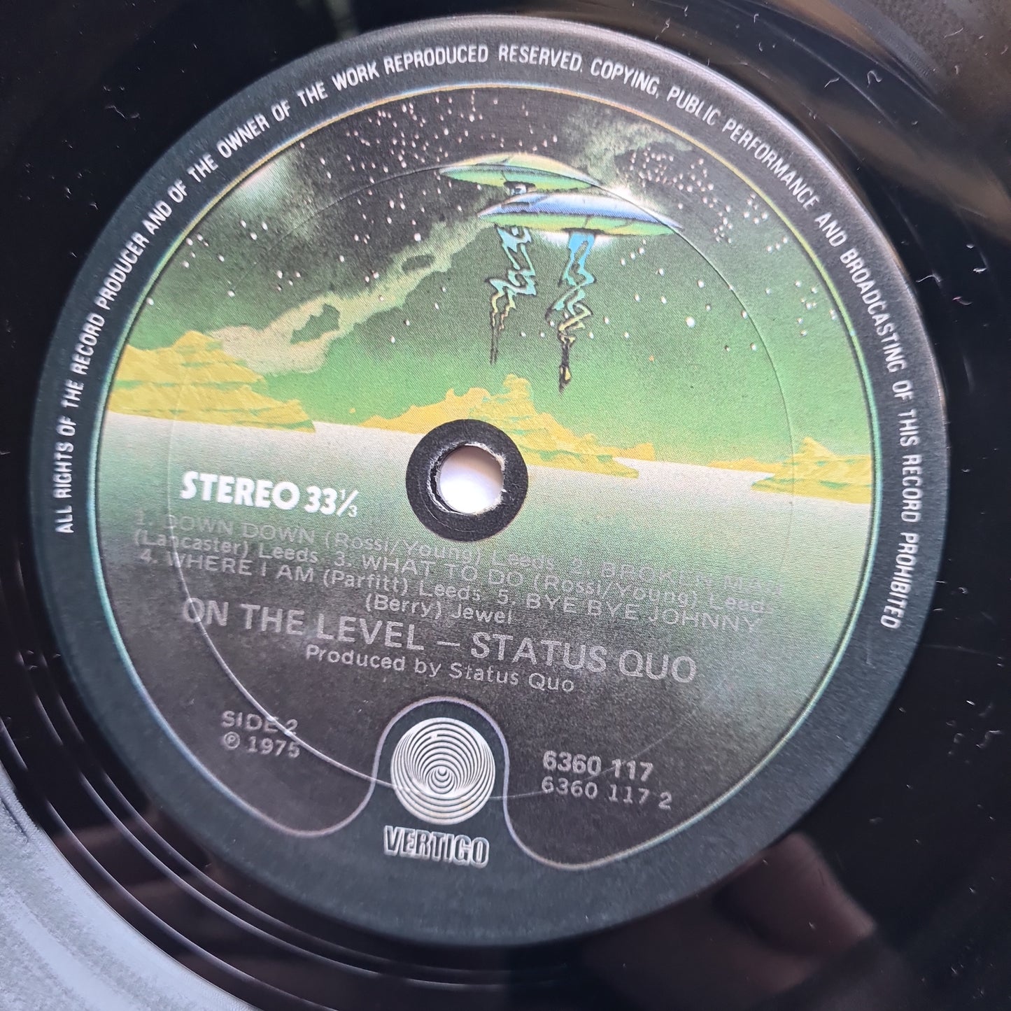 Status Quo – On The Level - 1975 - Vinyl Record LP - Sound Hound Records