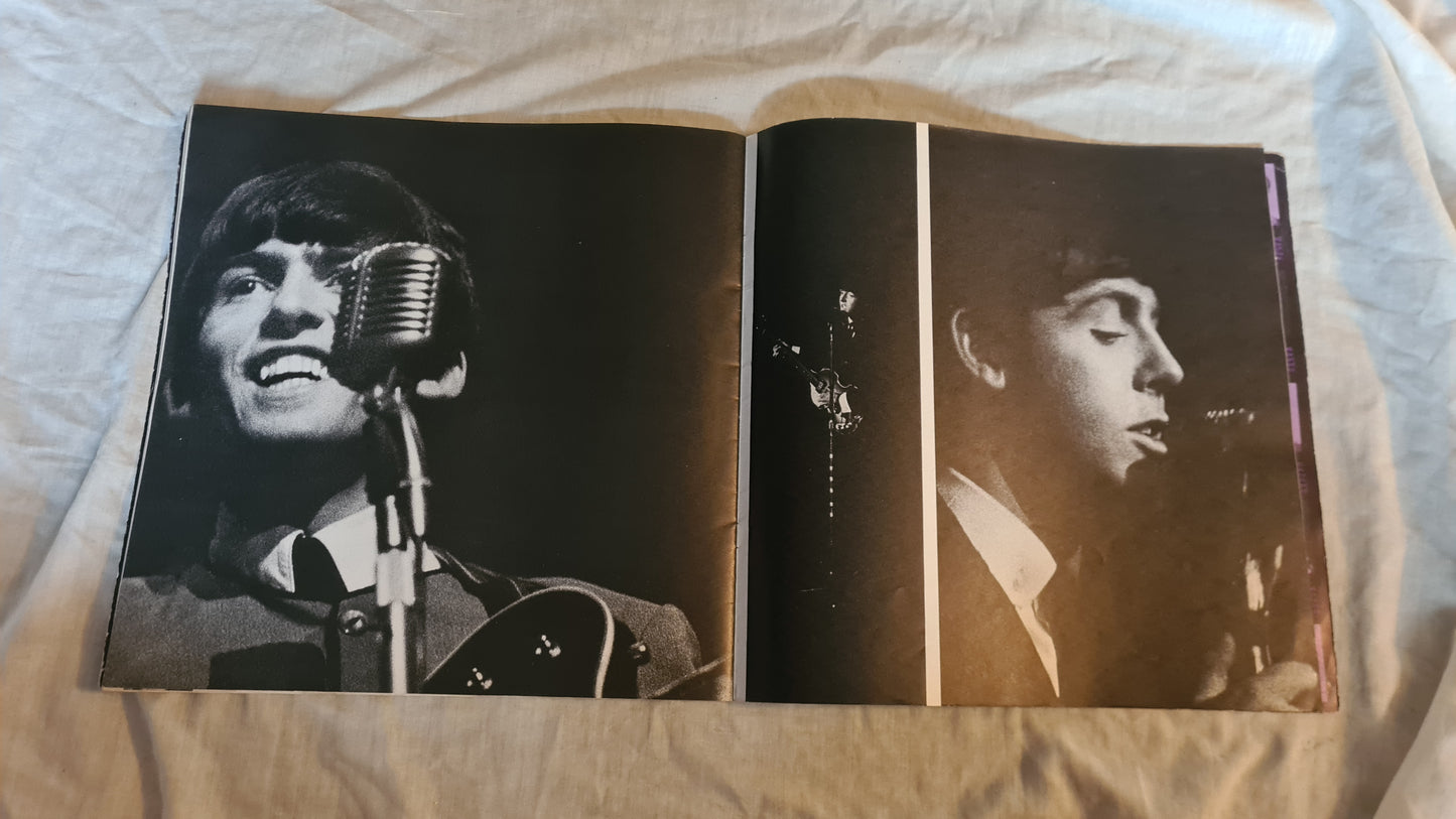 THE BEATLES - BEATLES LTD: ORIGINAL 1964 TOUR BOOK- TOUR PROGRAM- VINTAGE RARE - Sound Hound Records