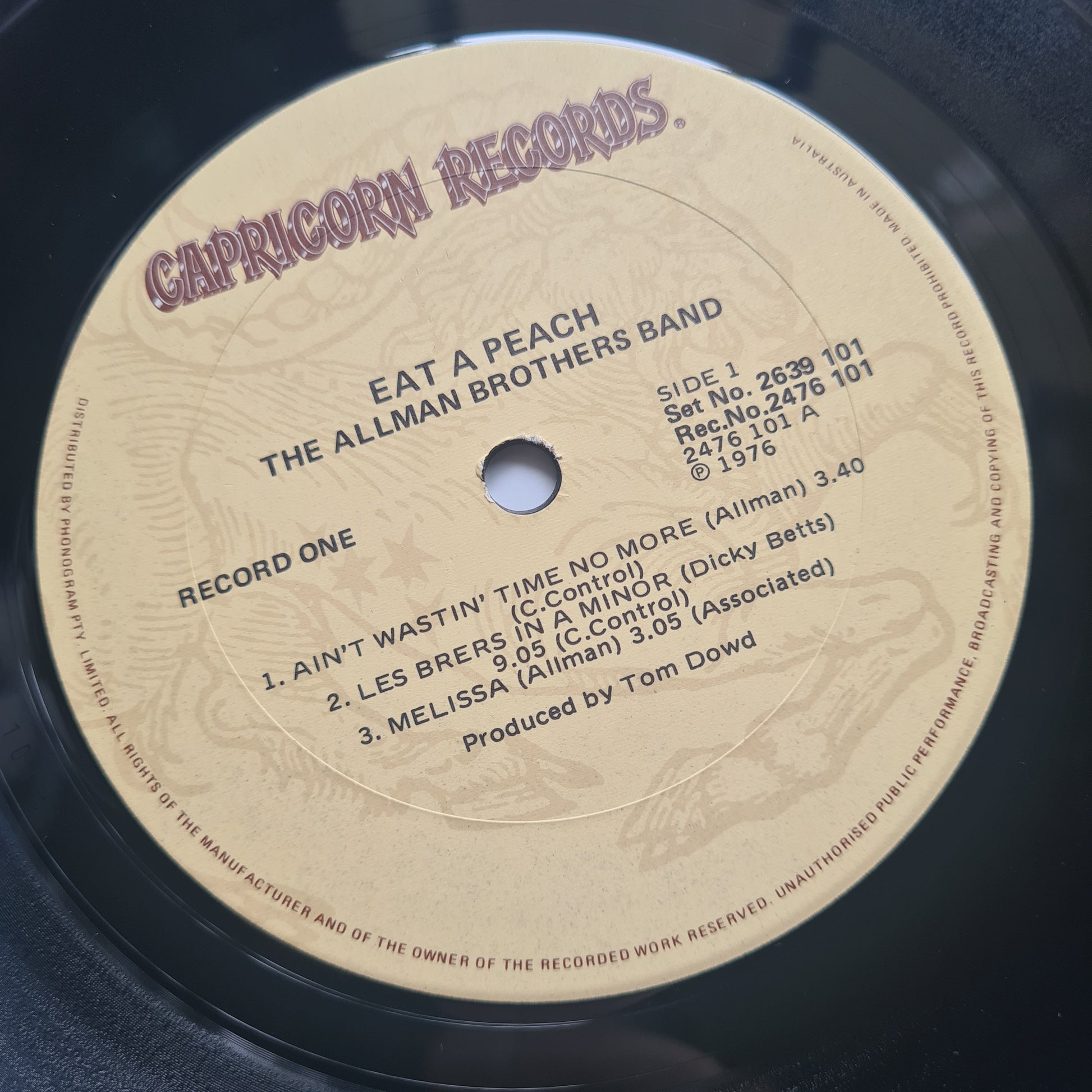 The Allman Brothers Band – Eat A Peach - 1972 (1976 Australian pressing) - Vinyl Record 2LP (near mint) - Sound Hound Records
