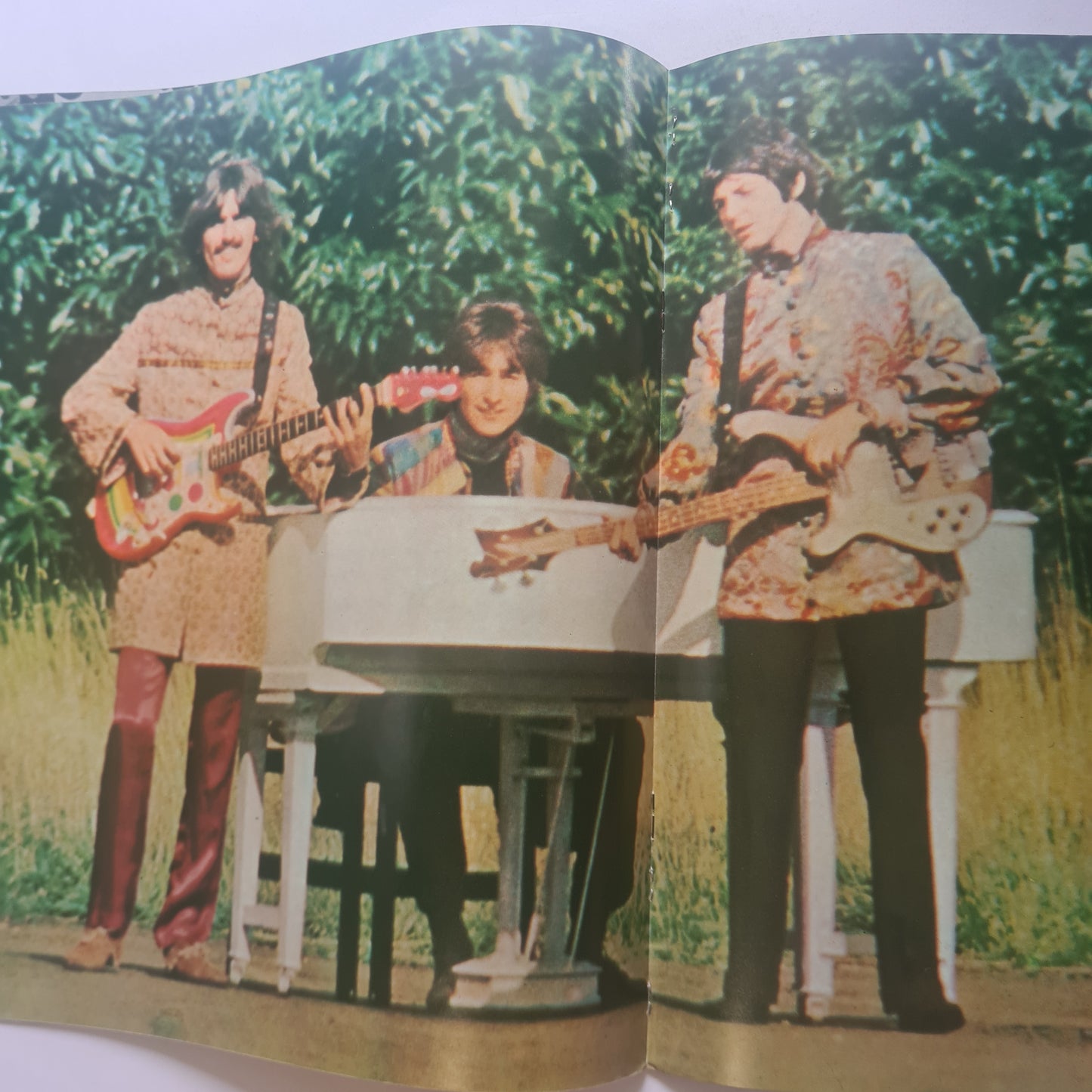 The Beatles – Magical Mystery Tour - 1967 (1976 Japanese Pressing) - Gatefold Vinyl Record LP - Sound Hound Records