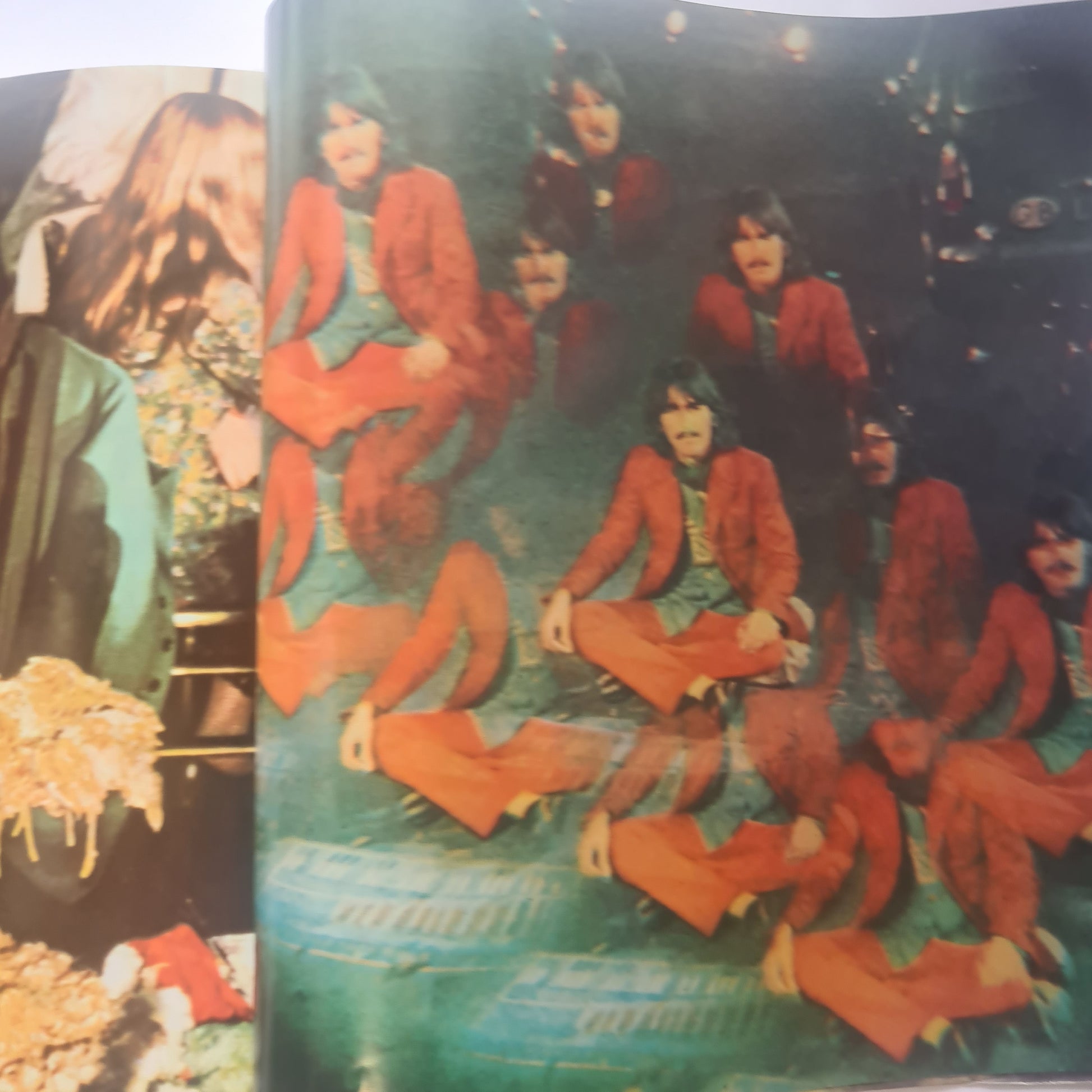 The Beatles – Magical Mystery Tour - 1967 (1976 Japanese Pressing) - Gatefold Vinyl Record LP - Sound Hound Records