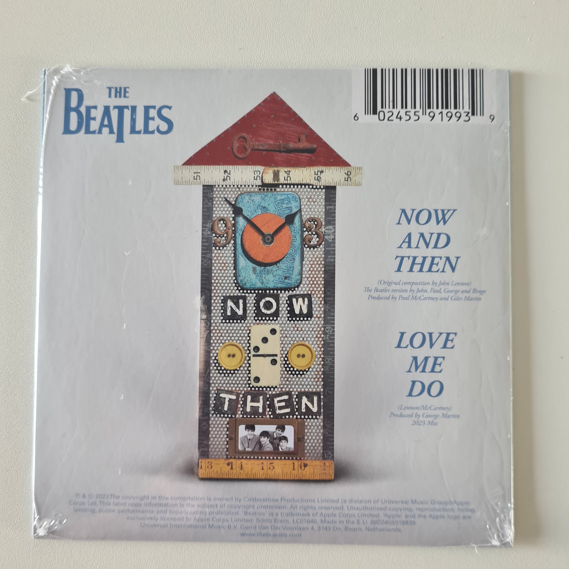 The Beatles – Now And Then / Love Me Do - 2023 (Blue Vinyl) - Vinyl Record 7" Single (Mint Sealed) - with bonus CD Single - Sound Hound Records