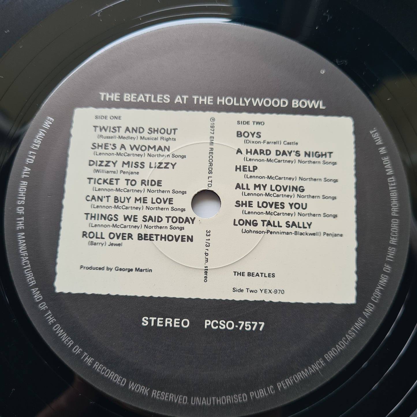 The Beatles –  The Beatles At The Hollywood Bowl - 1977 - Vinyl Record LP (near mint) - Sound Hound Records