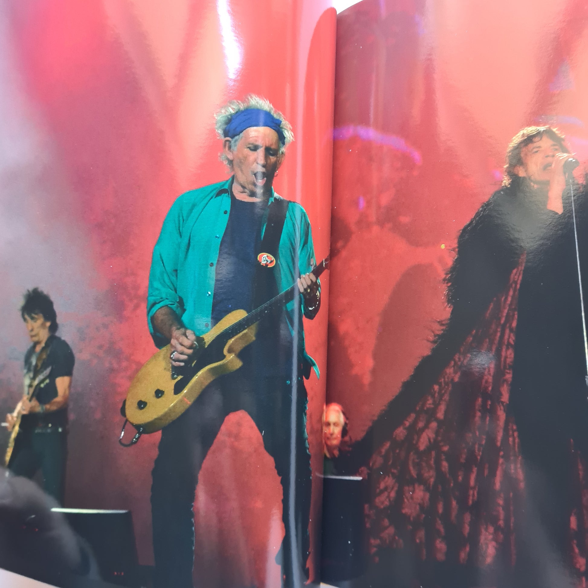 The Rolling Stones - 14 ON FIRE - 2014 Hardback TOUR BOOK- PROGRAM- Glossy Pages - Sound Hound Records