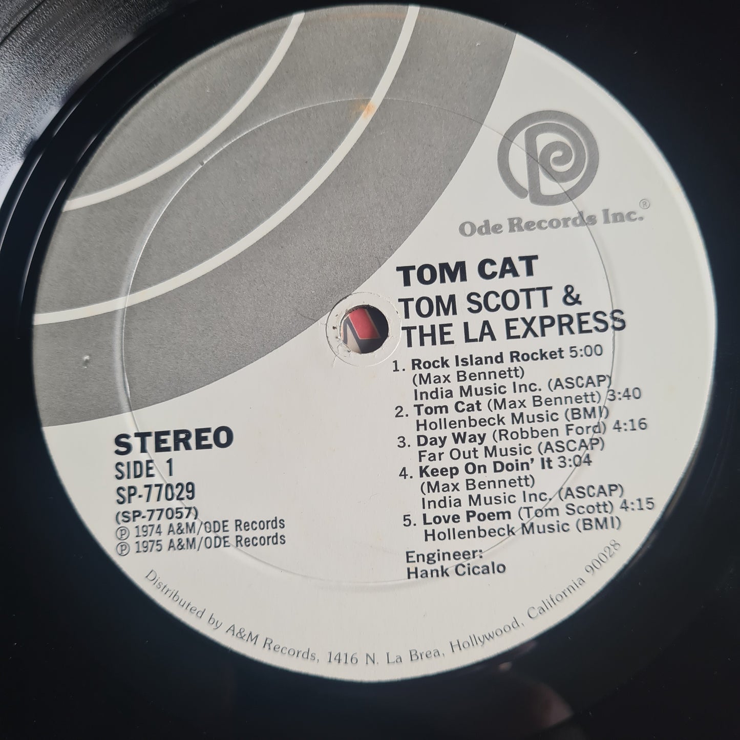 Tom Scott & The L.A. Express  –Tom Cat - 1975 - Vinyl Record LP - Sound Hound Records