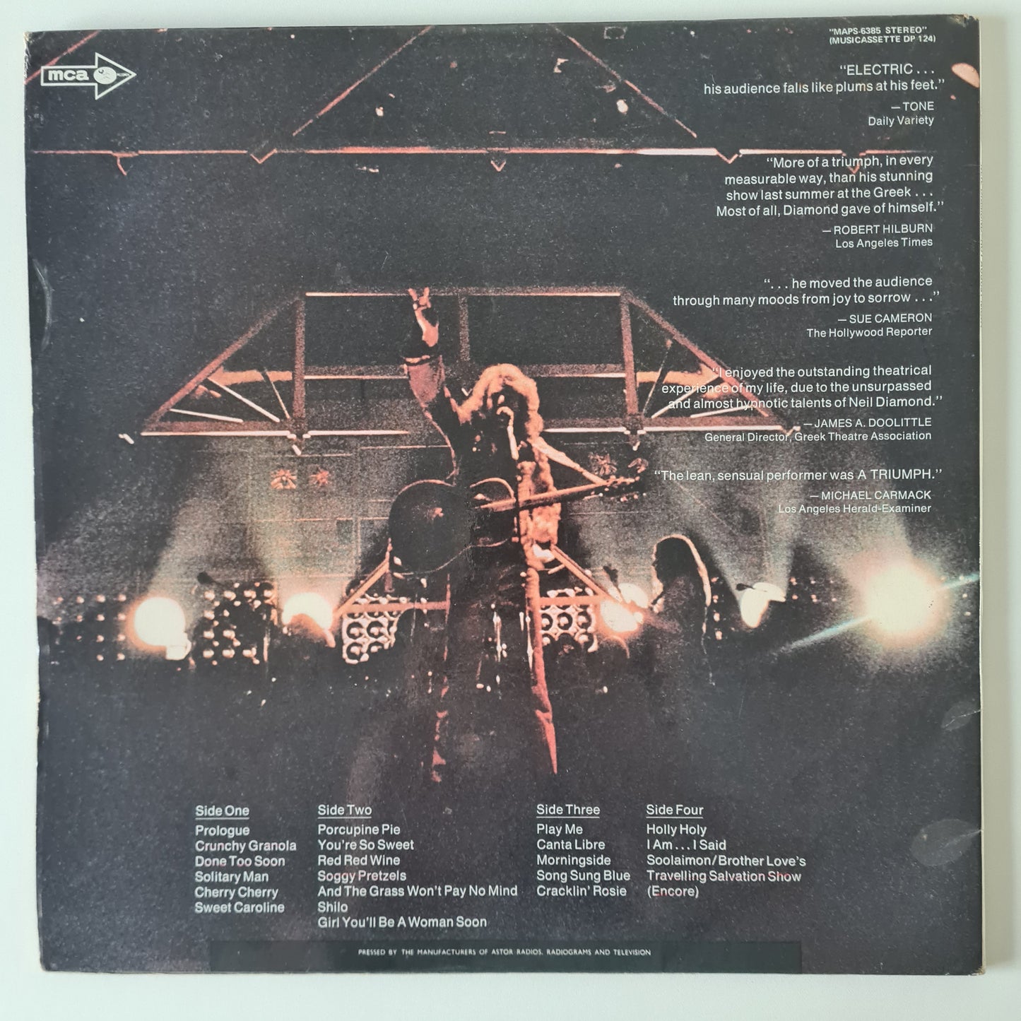 Neil Diamond – Hot August Night - 1972 (1973 2nd Australian Pressing) - Vinyl Record 2LP