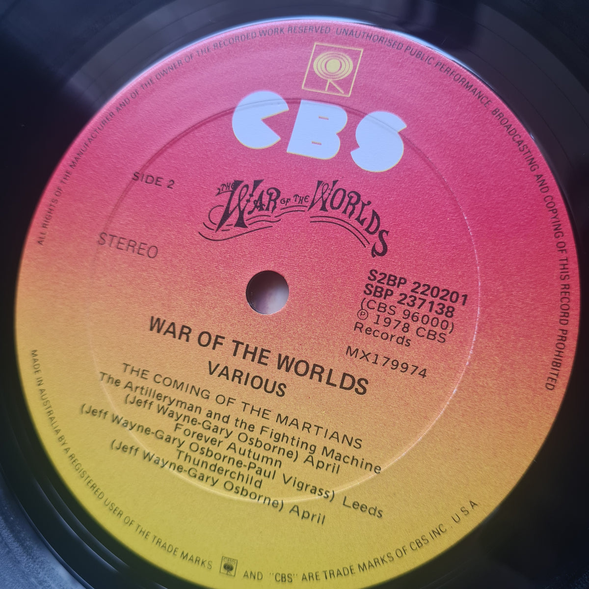 Jeff Wayne – Jeff Wayne's Musical Version Of The War Of The Worlds - 1978 (Gatefold) - Vinyl Record 2LP with booklet