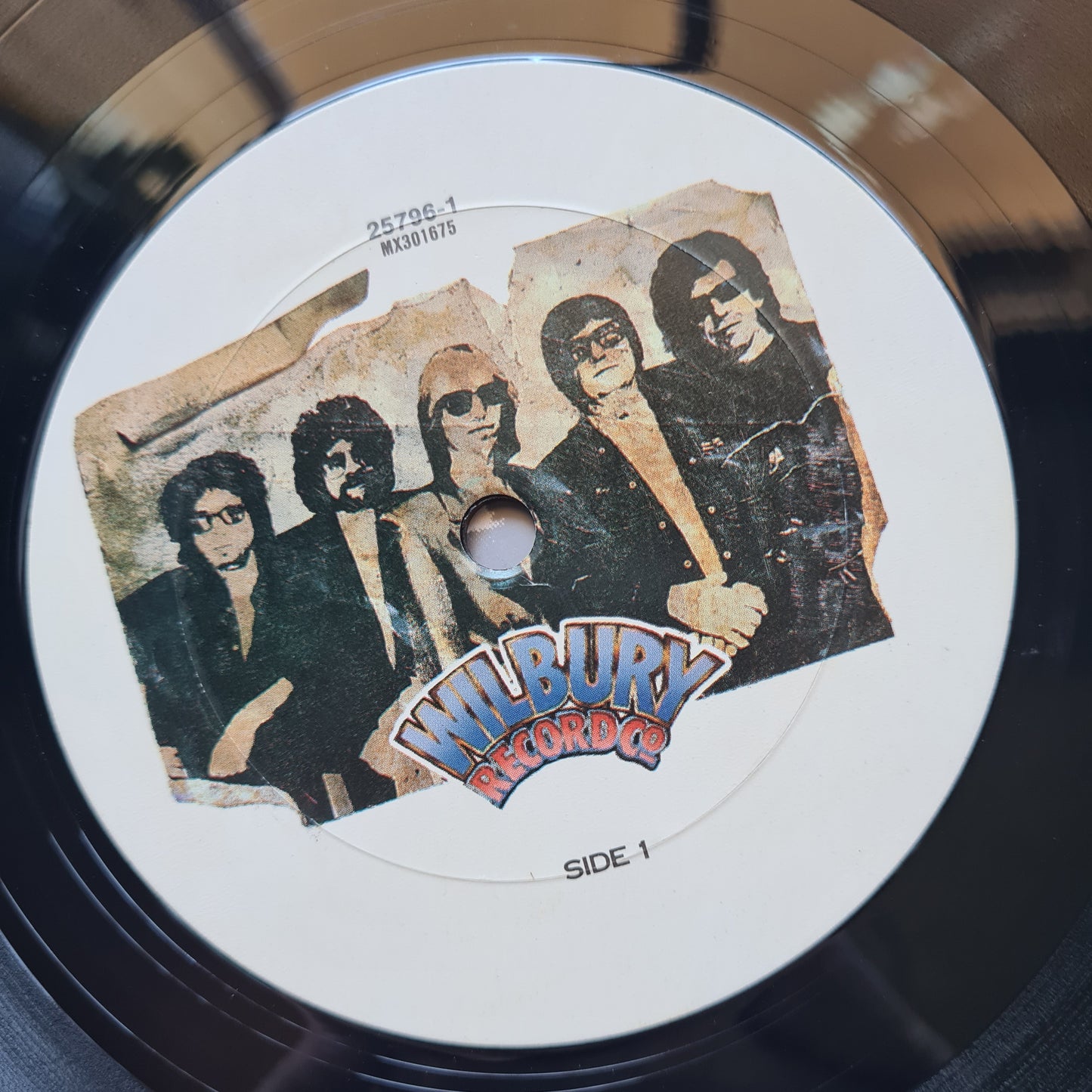 Traveling Wilburys – Volume 1 - 1988 (George Harrison, Beatles, Tom Petty, Roy Orbison, Bob Dylan, Jeff Lynne) - Vinyl Record LP
