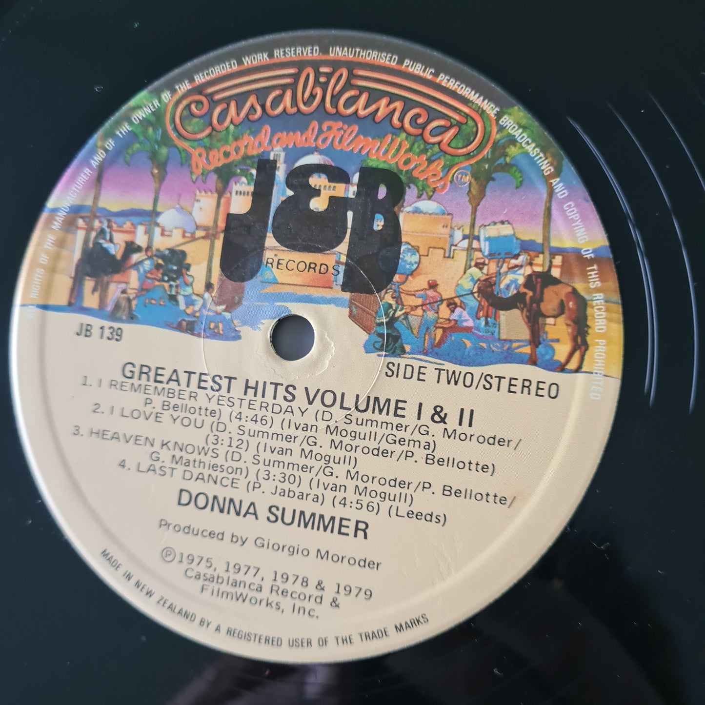 Donna Summer – Greatest Hits: Volume I & II (New Zealand Press) - 1979 - Vinyl Record 2LP