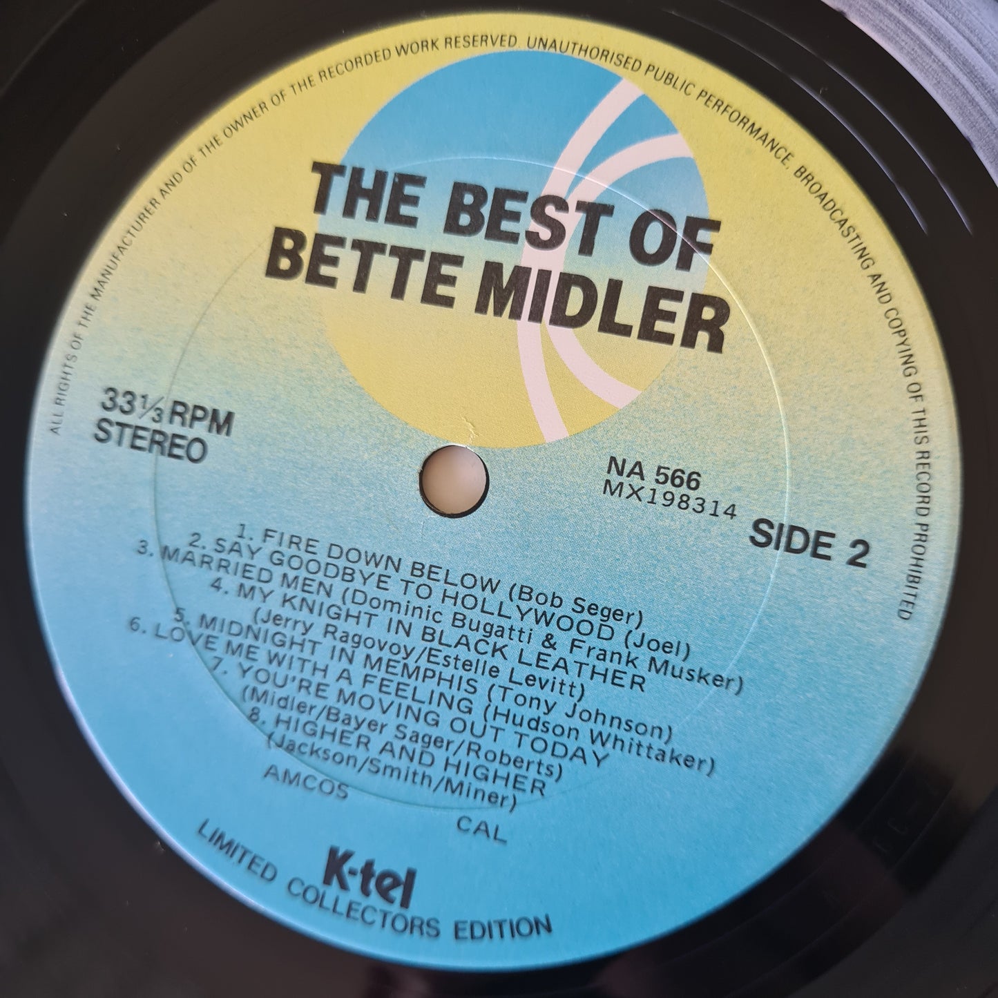 Bette Midler – The Best Of Bette - 1981 (Australian ONLY Pressing) - Vinyl Record LP (near mint)