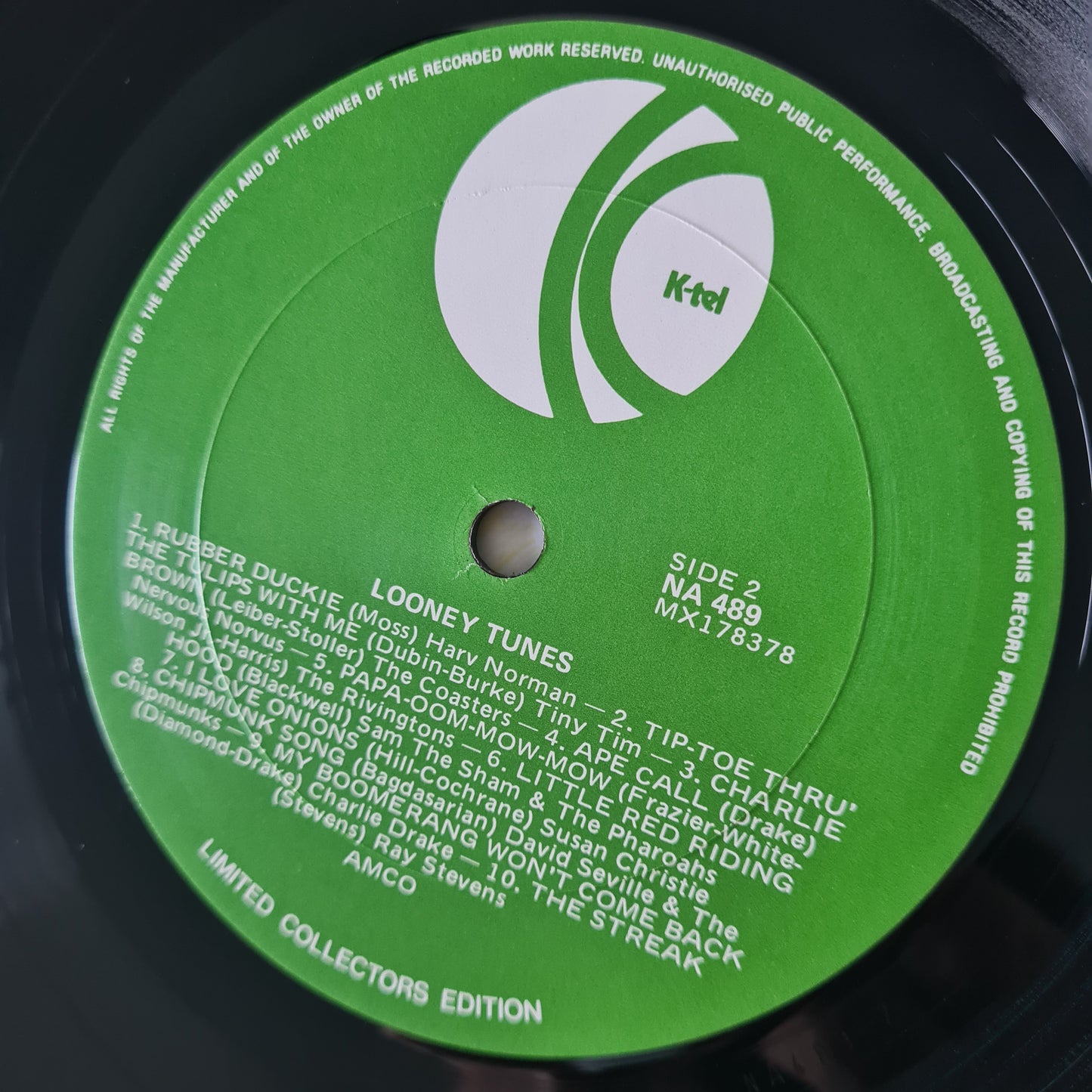 Various Artists – Looney Tunes - 1976 - Vinyl Record LP