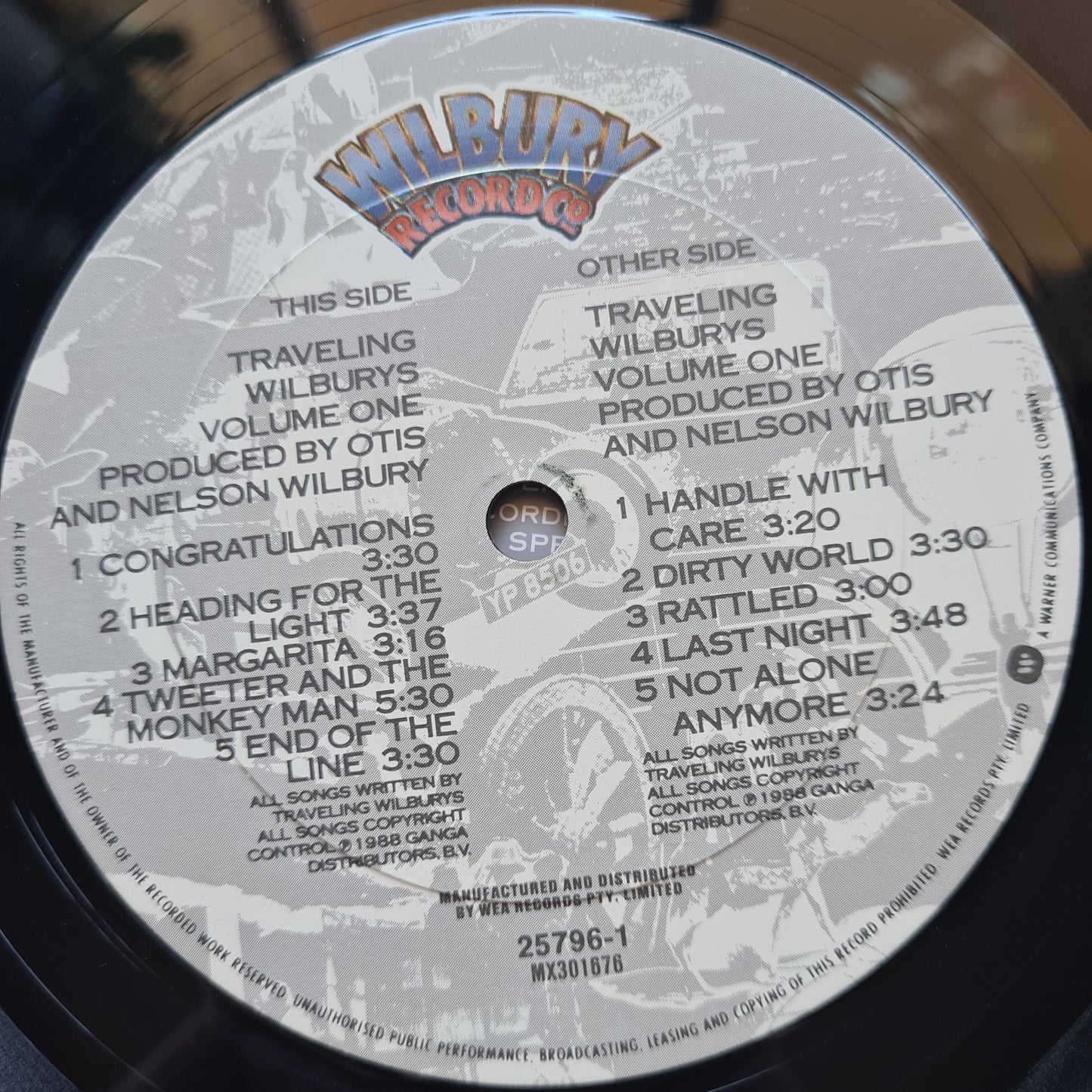 Traveling Wilburys – Volume 1 - 1988 (George Harrison, Beatles, Tom Petty, Roy Orbison, Bob Dylan, Jeff Lynne) - Vinyl Record LP